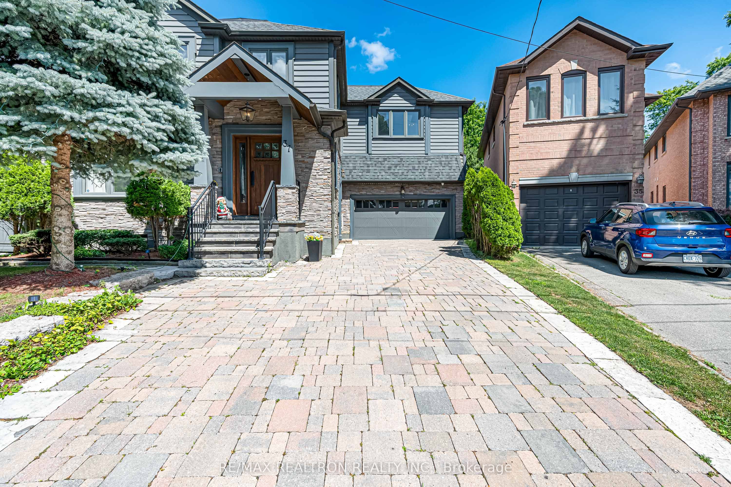 37 Stuart Crescent, Toronto, ON M2N 1A6 photo 2