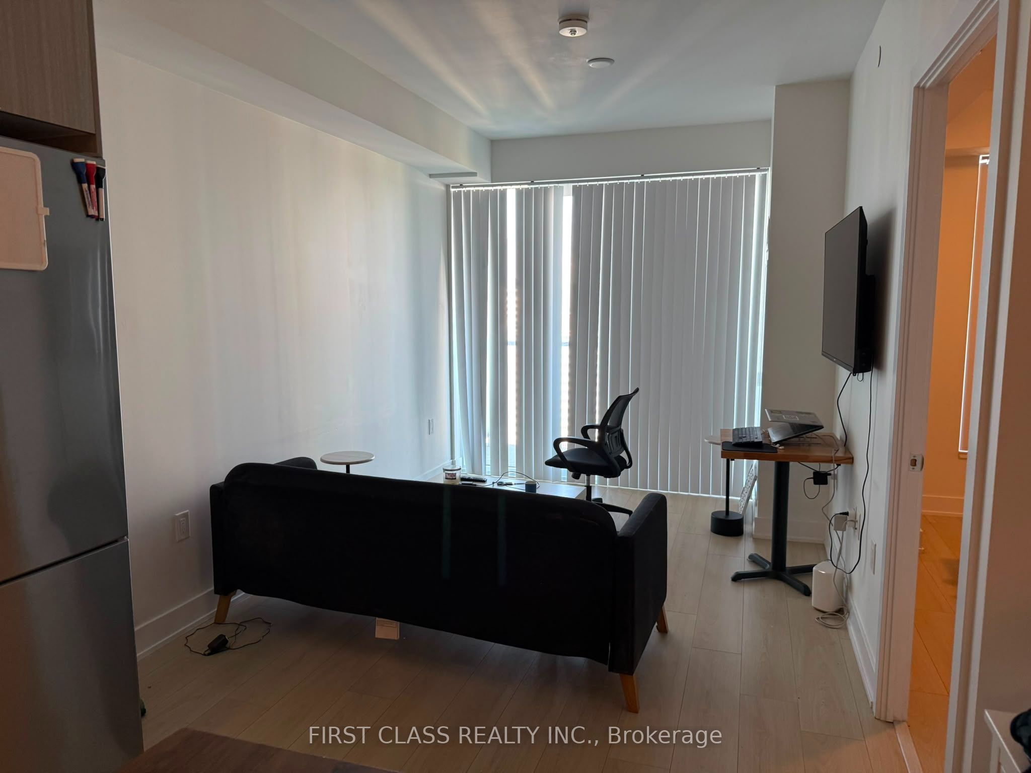575 Bloor Street 2510, Toronto, ON M4W 0B2 photo 5
