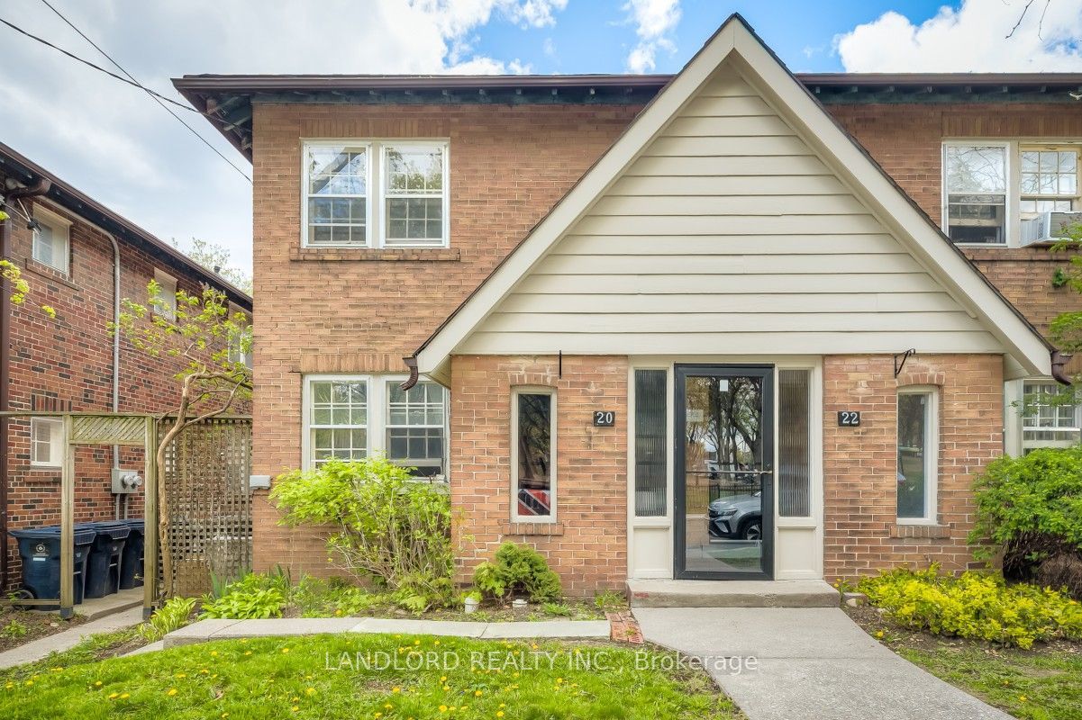 20 Acacia Road Upper, Toronto, ON M4S 2K4 photo 2