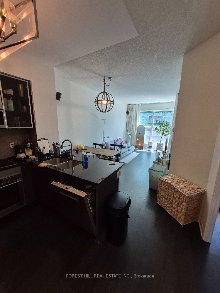 5162 Yonge Street 110, Toronto, ON M2N 0E9 photo 4