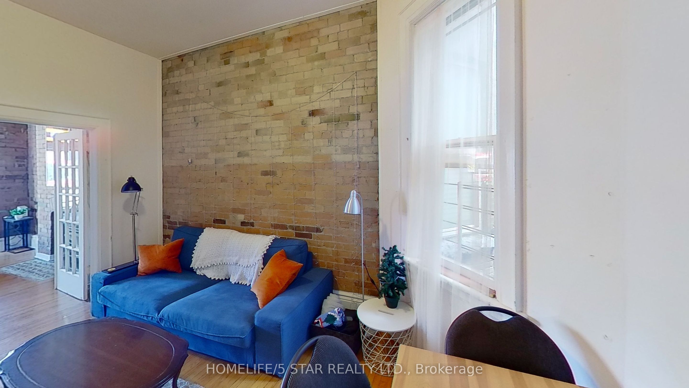 97 Wolseley Street Apt 1, Toronto, ON M5T 1A4 photo 2