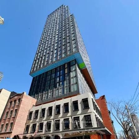 100 Queen Street E 609, Toronto, ON M5C 0B5