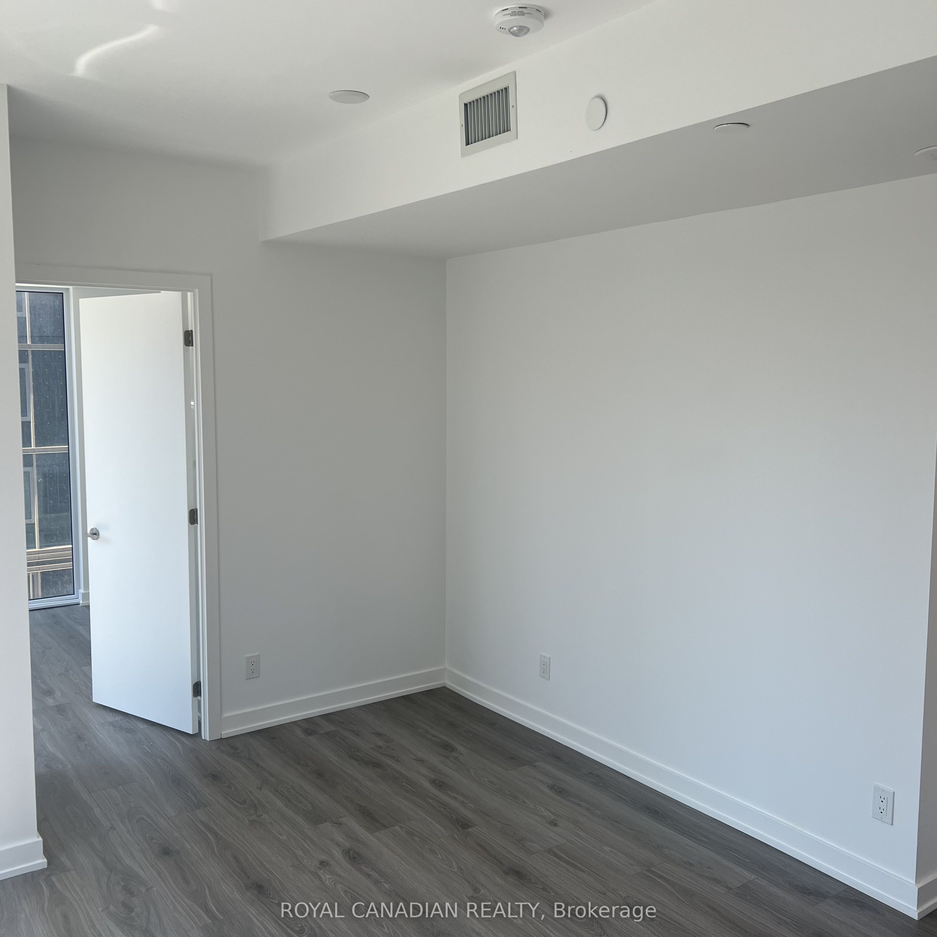 100 Queen Street E 609, Toronto, ON M5C 0B5 photo 2