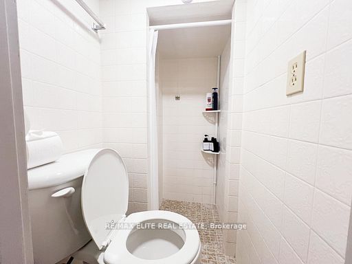 299 Robina Avenue E, Toronto, ON M6C 3Z2 photo 5