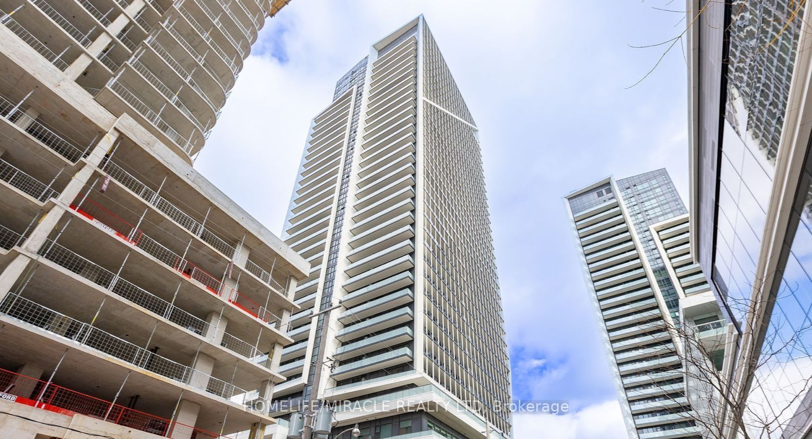 50 Ordnance Street 1104, Toronto, ON M6K 0C9