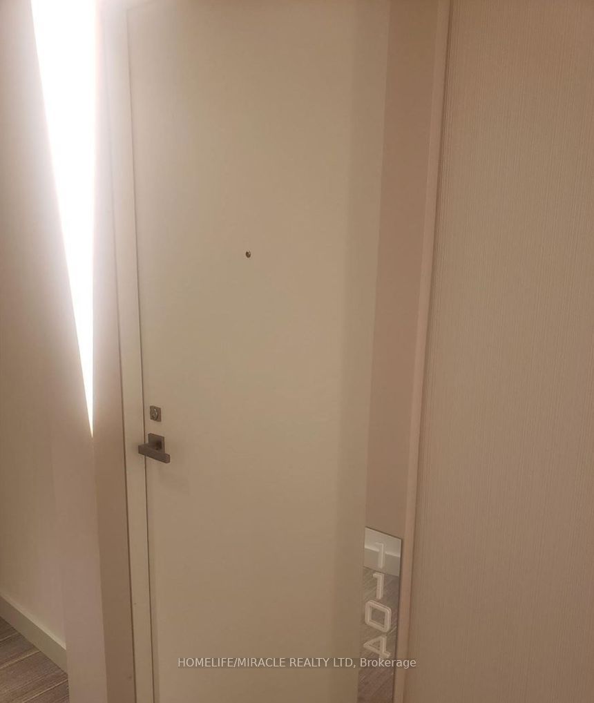 50 Ordnance Street 1104, Toronto, ON M6K 0C9 photo 5