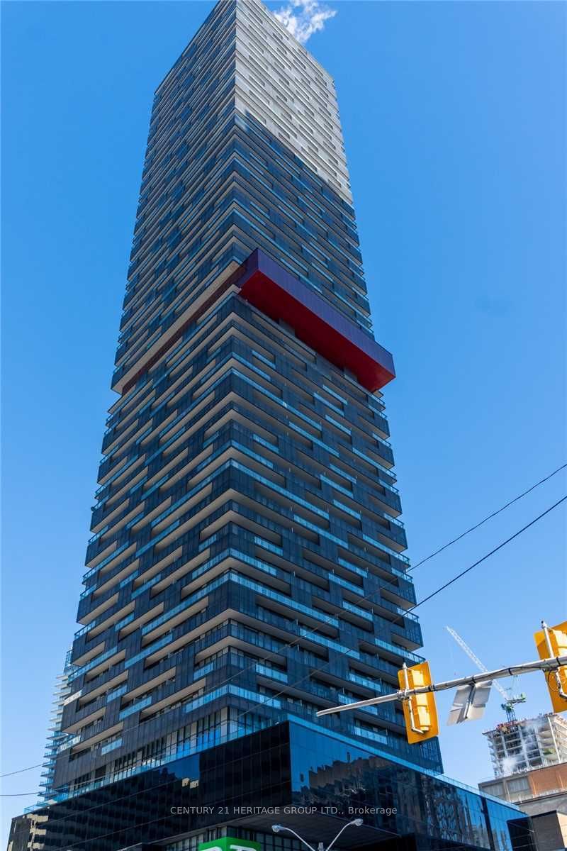 8 Eglinton Avenue E 1505, Toronto, ON M4P 0C1 photo 3