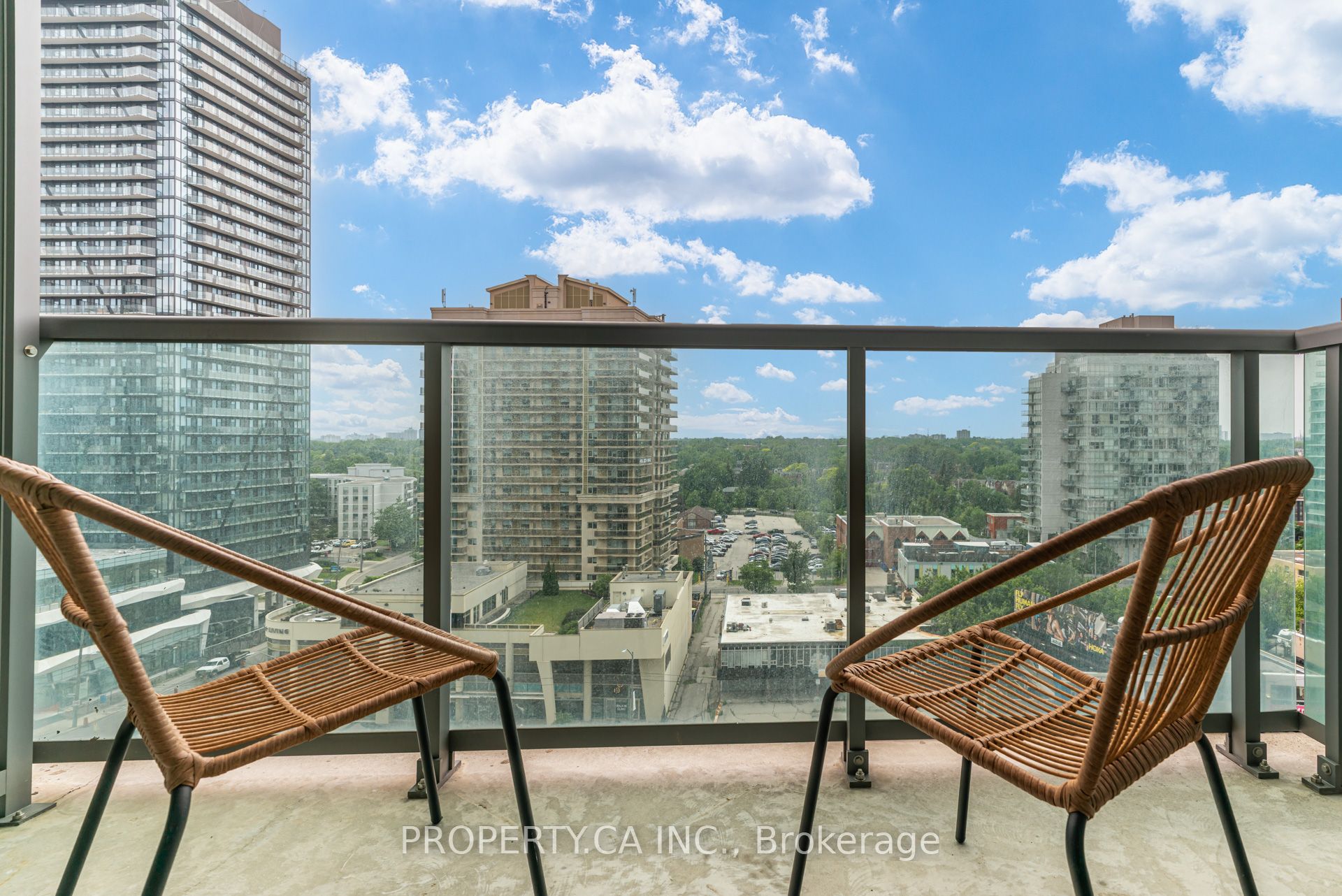 26 Norton Avenue 1111, Toronto, ON M2N 0C6 photo 3