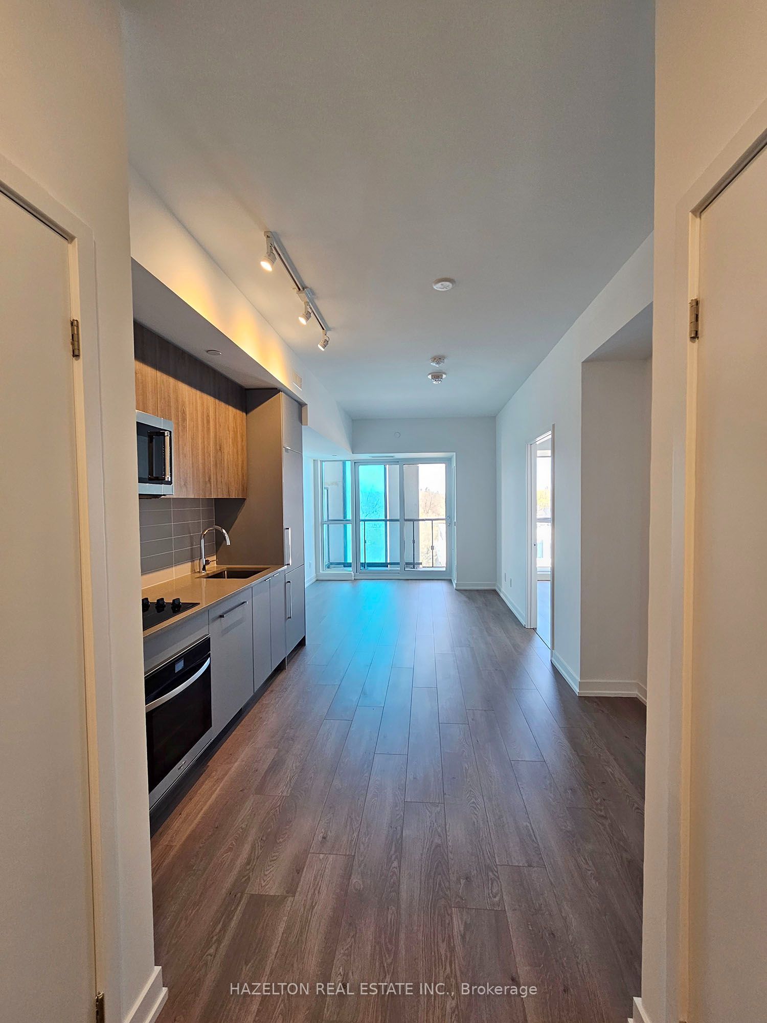 181 Sheppard Avenue E 504, Toronto, ON M2N 3A6 photo 3