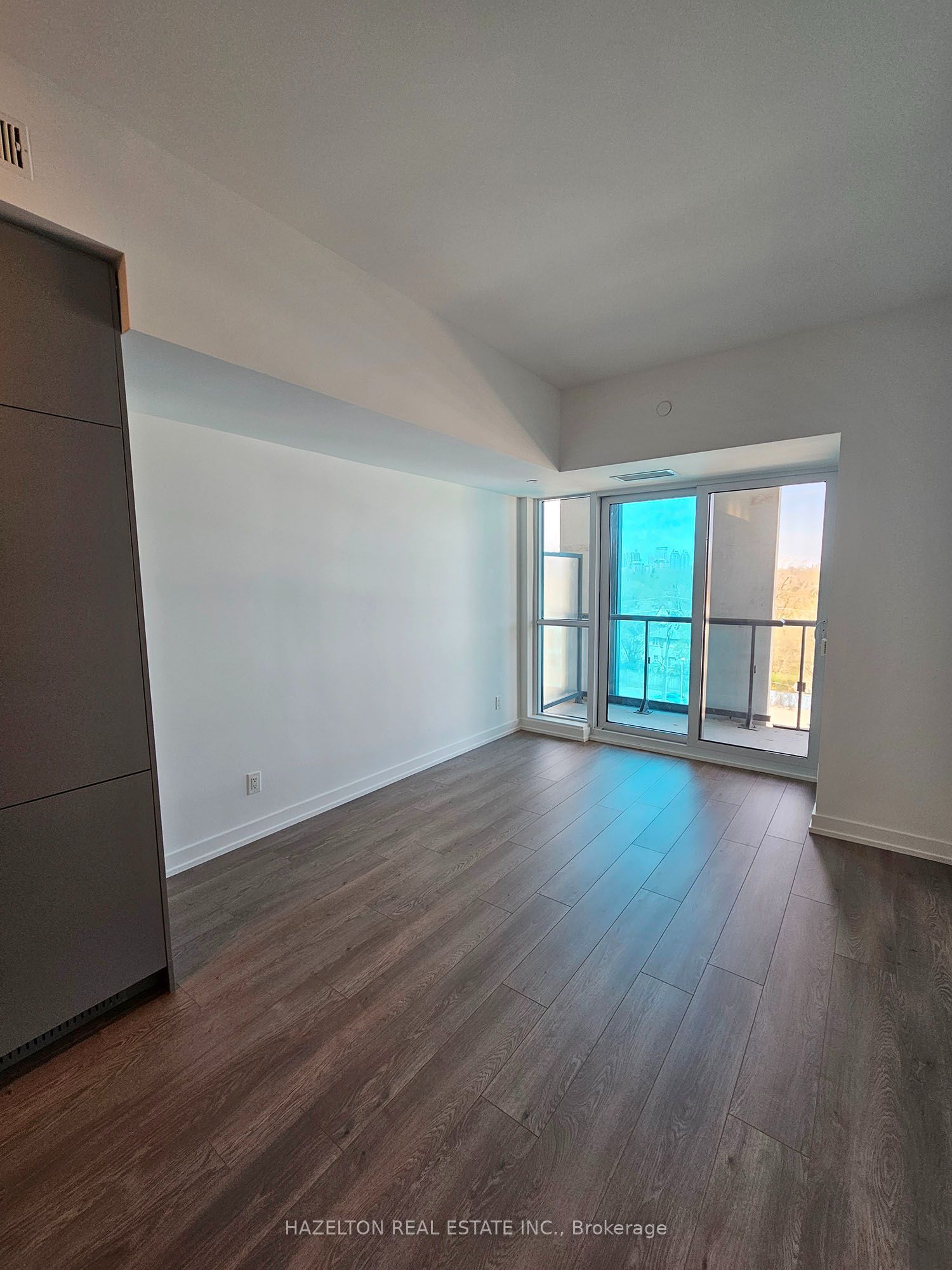 181 Sheppard Avenue E 504, Toronto, ON M2N 3A6 photo 5