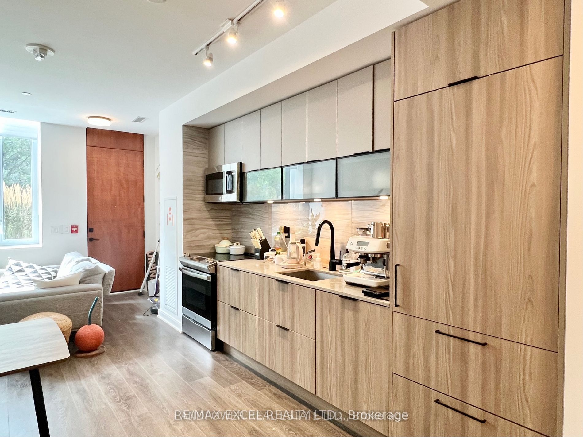 180 Mill Street S123, Toronto, ON M5A 0V7 photo 3