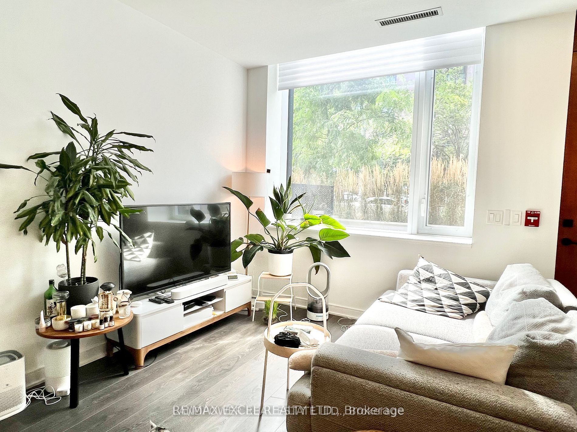 180 Mill Street S123, Toronto, ON M5A 0V7 photo 4