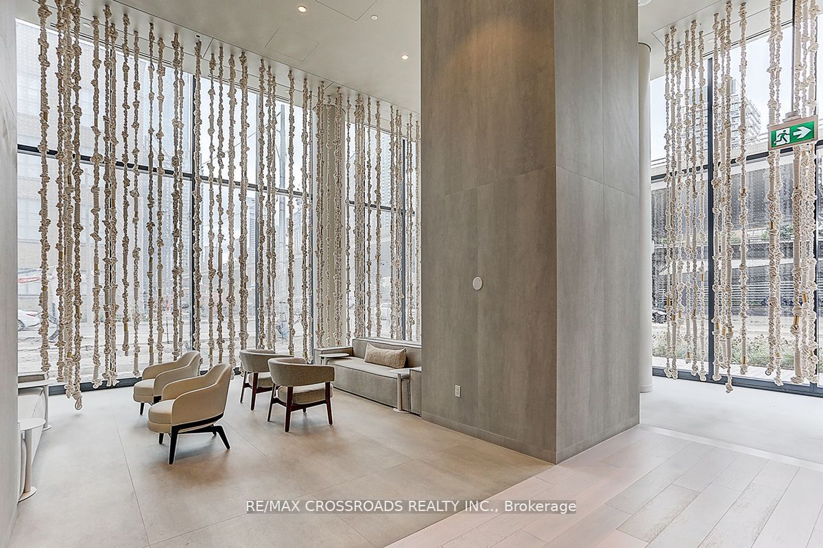 55 COOPER Street 6906, Toronto, ON M5E 0G1 photo 3