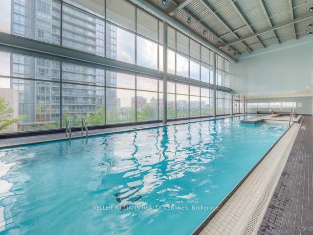 25 Telegram Mews 305, Toronto, ON M5V 3Z1 photo 3