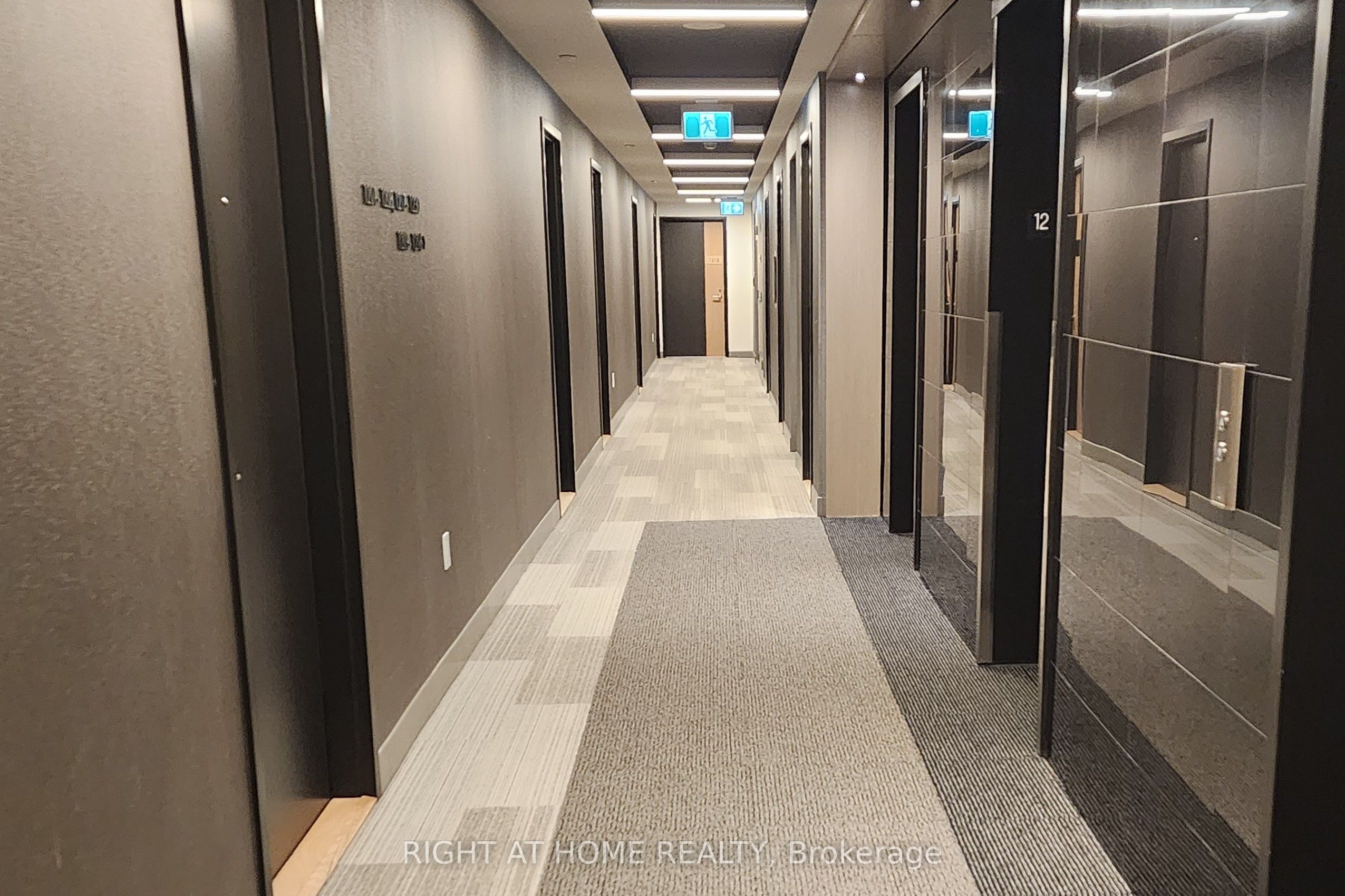 50 Power Street 1207, Toronto, ON M5A 0V3 photo 3
