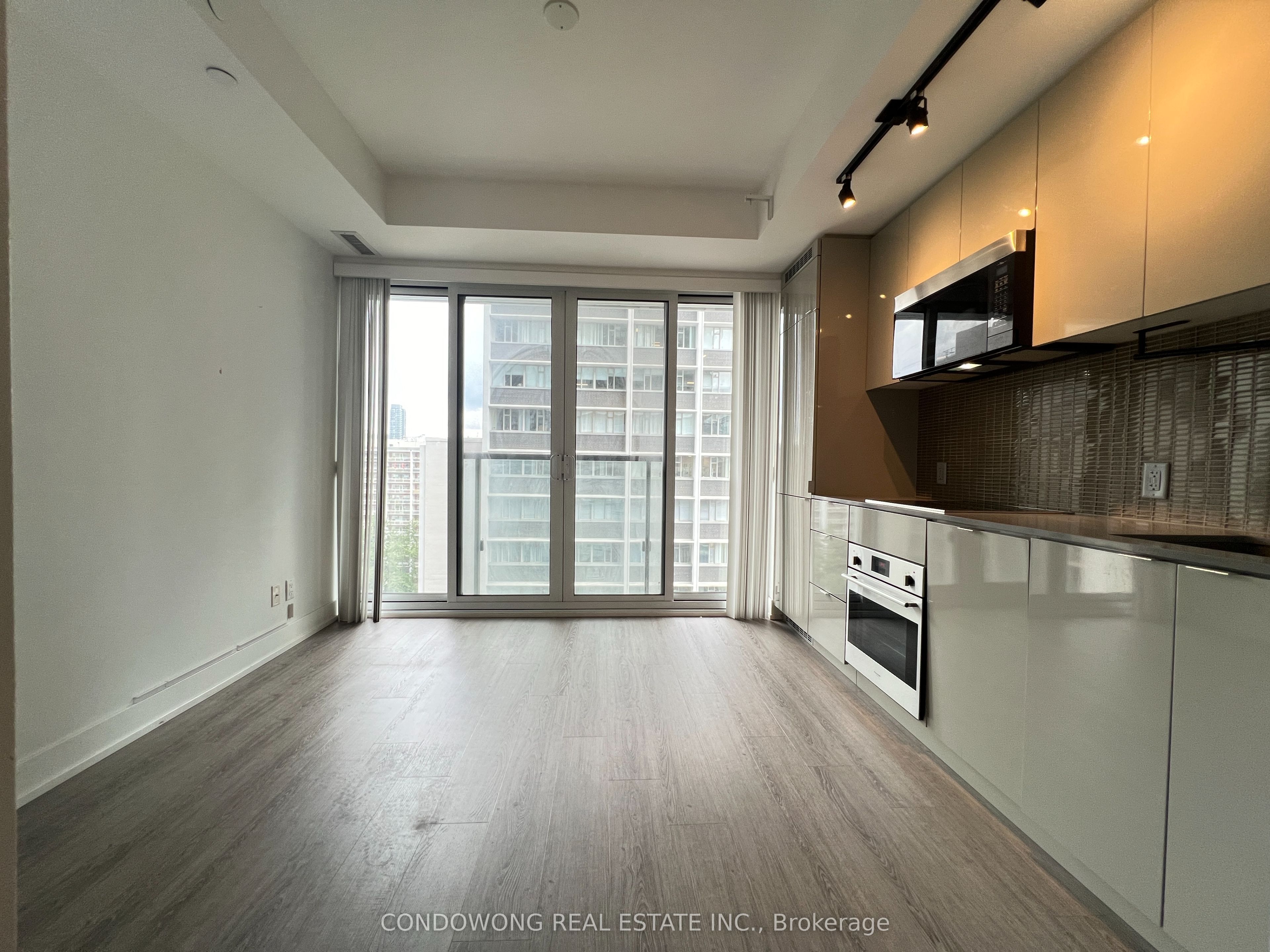 7 Grenville Street 1508, Toronto, ON M4Y 0E9