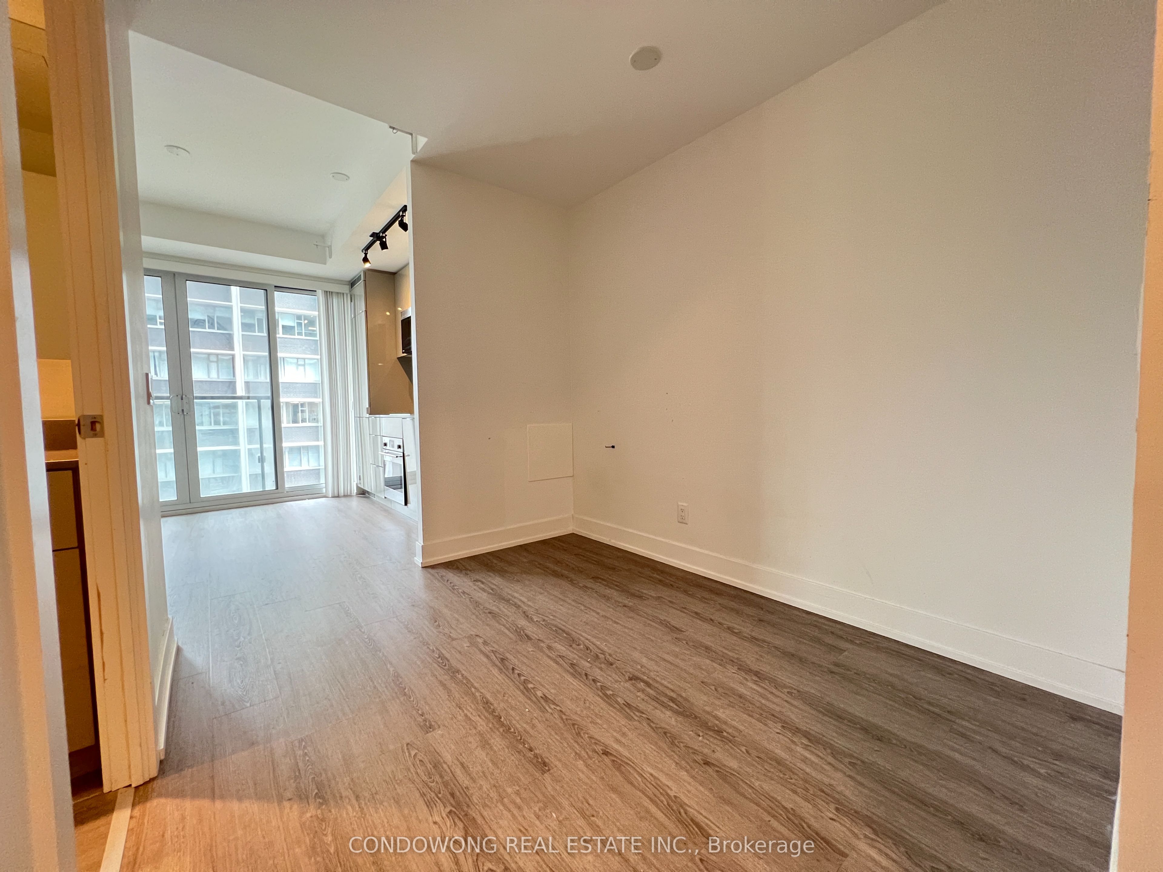 7 Grenville Street 1508, Toronto, ON M4Y 0E9 photo 3