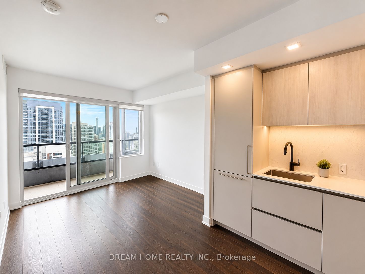 609 Sherbourne Street 3401, Toronto, ON M4X 0A4 photo 3