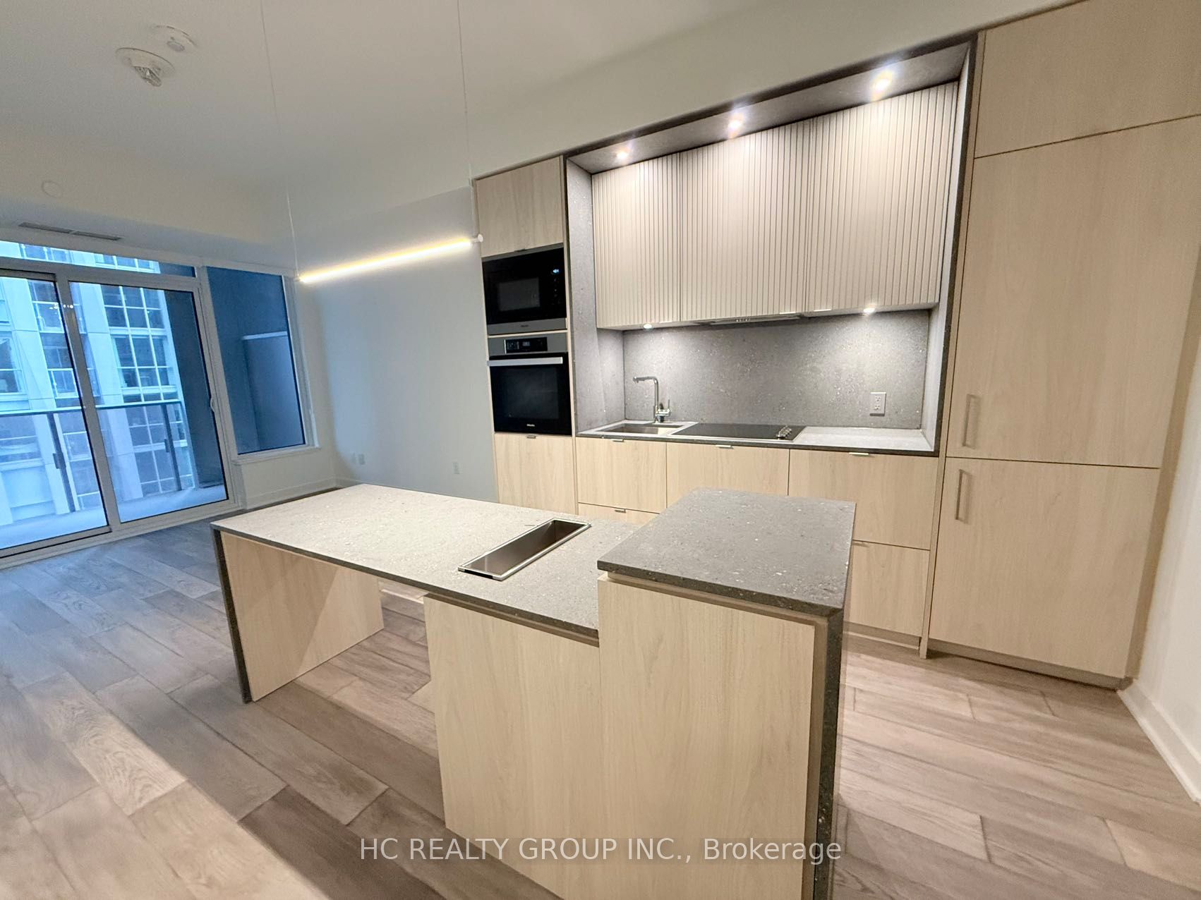 11 Yorkville Avenue 1507, Toronto, ON M4W 0B7 photo 4