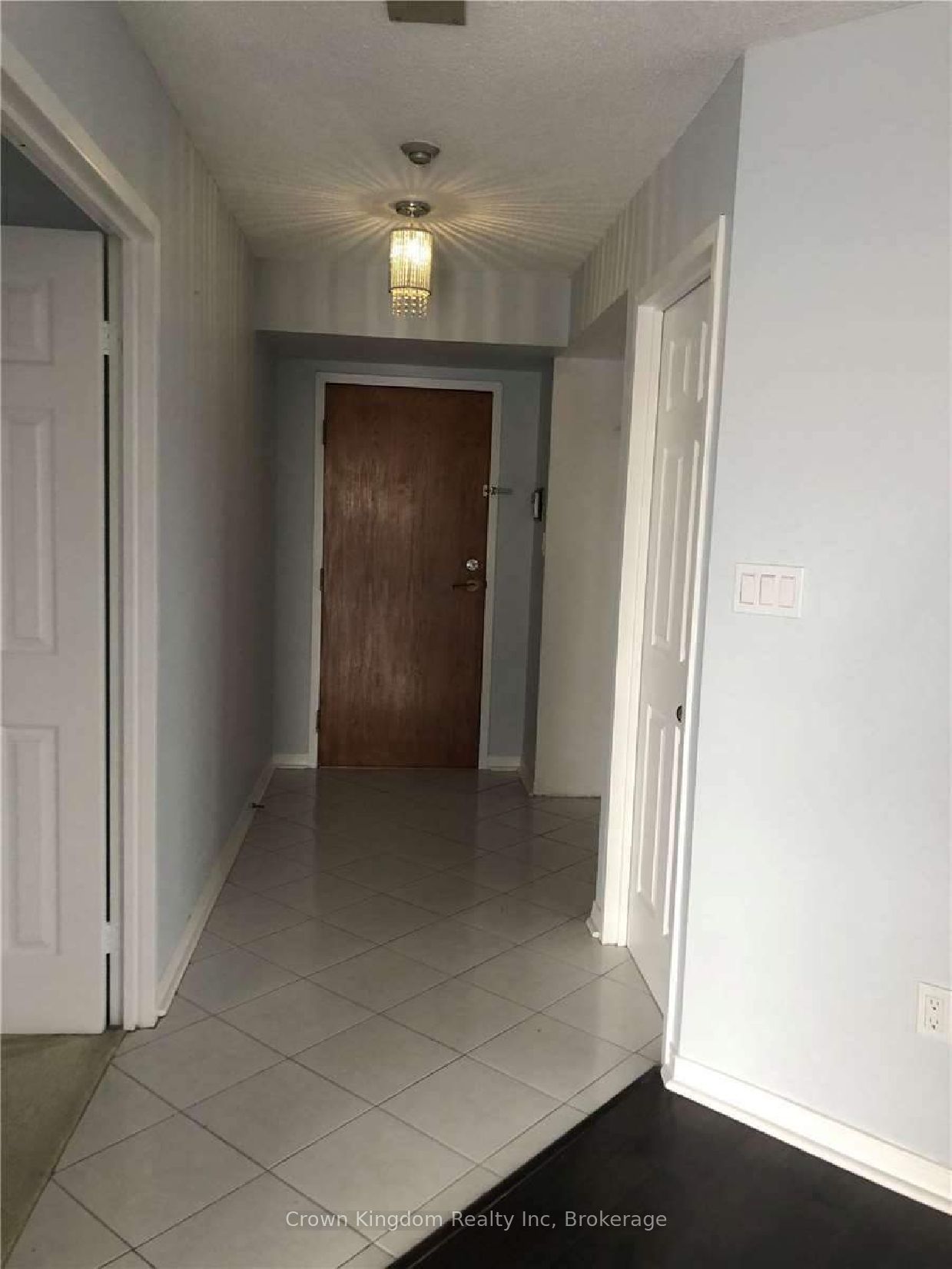 5 Concorde Place 1801, Toronto, ON M3C 3M8 photo 3