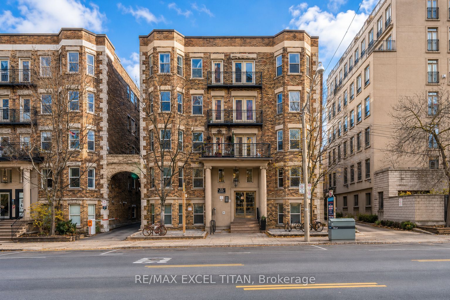 414 Jarvis Street G4, Toronto, ON M4Y 3C2