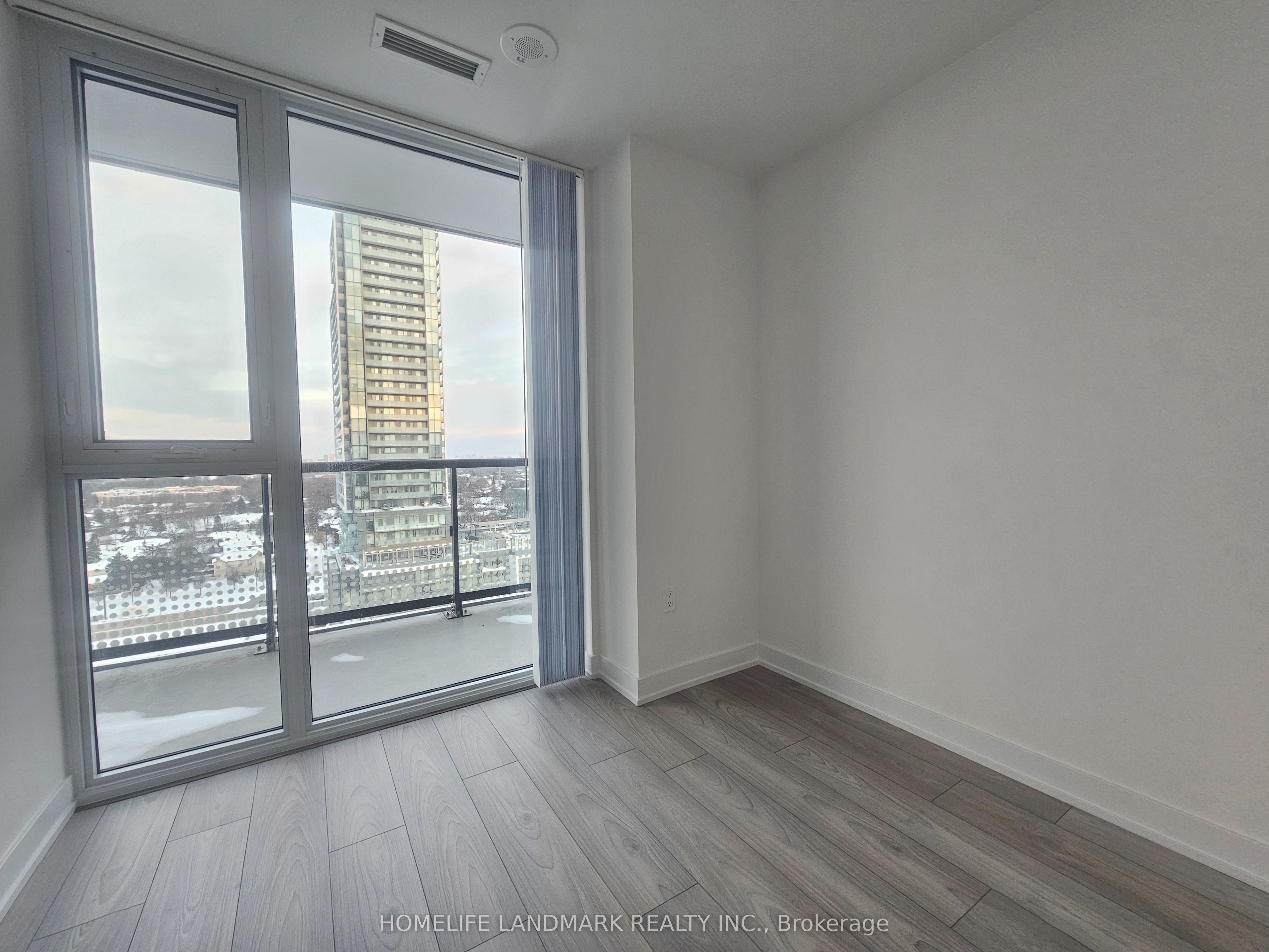 5858 YONGE Street 2123, Toronto, ON M2M 3T3 photo 4