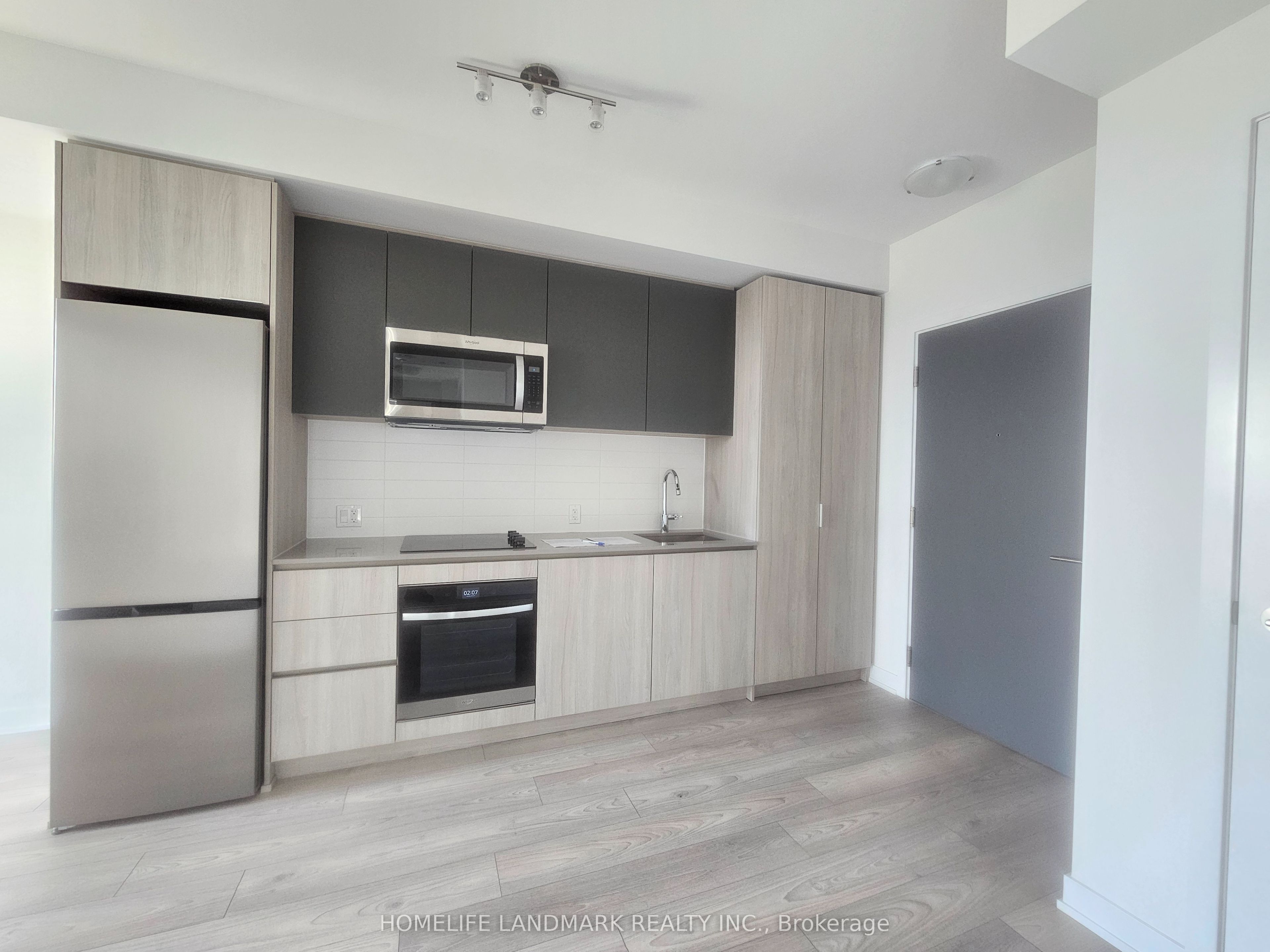 5858 YONGE Street 2323, Toronto, ON M2M 3T3 photo 3