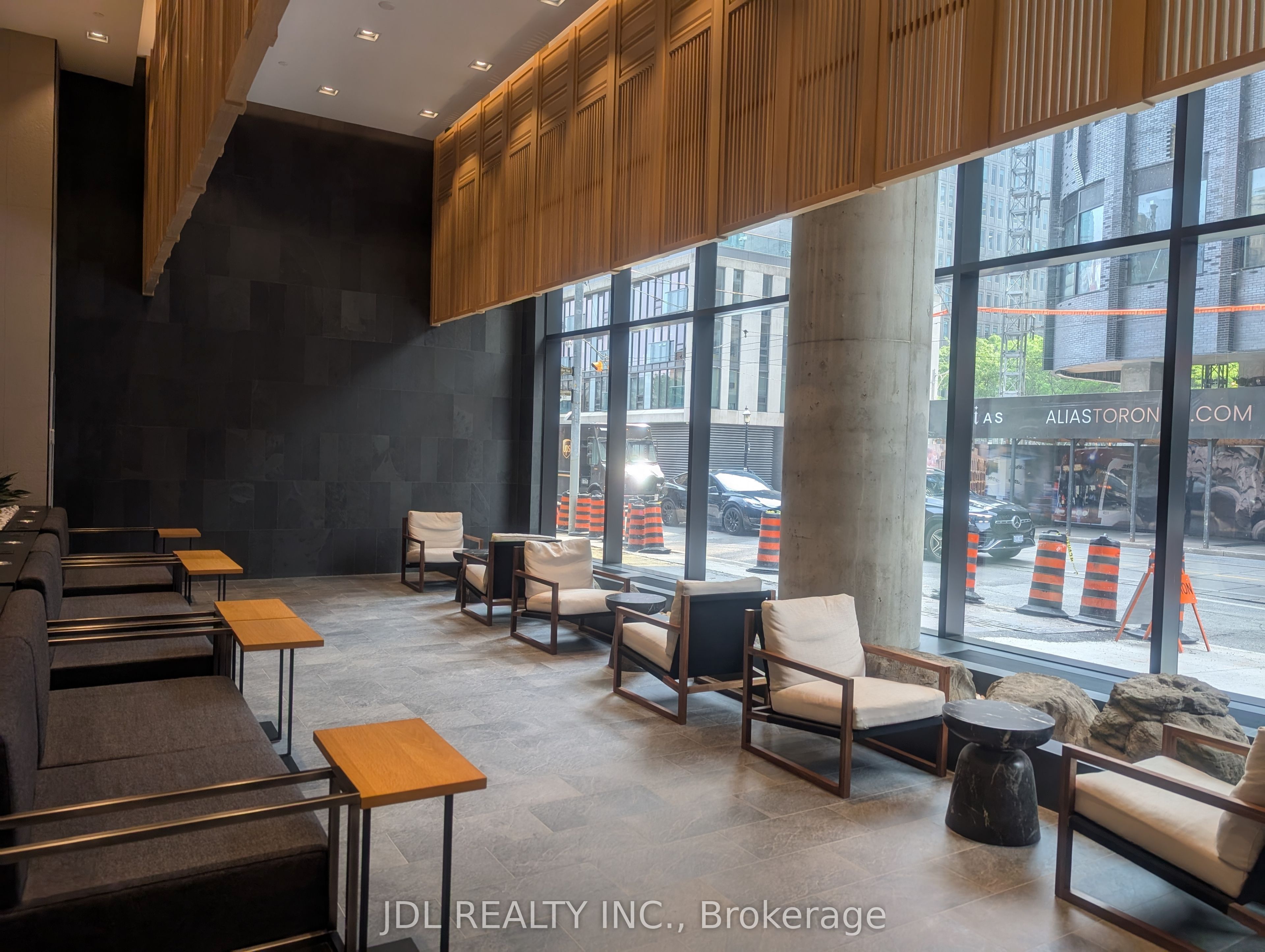 89 CHURCH Street 3809, Toronto, ON M5C 0B7