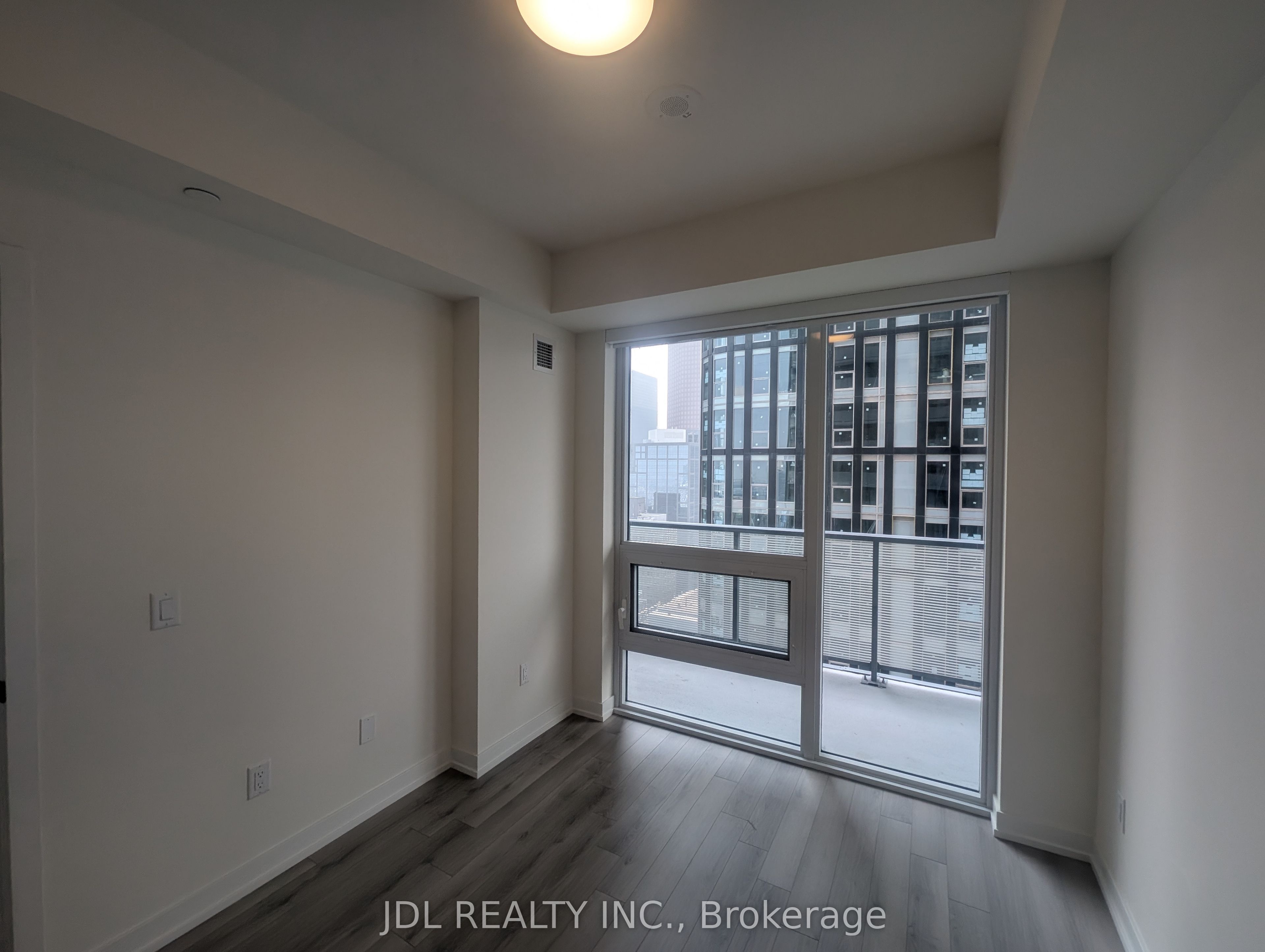 89 CHURCH Street 3809, Toronto, ON M5C 0B7 photo 5