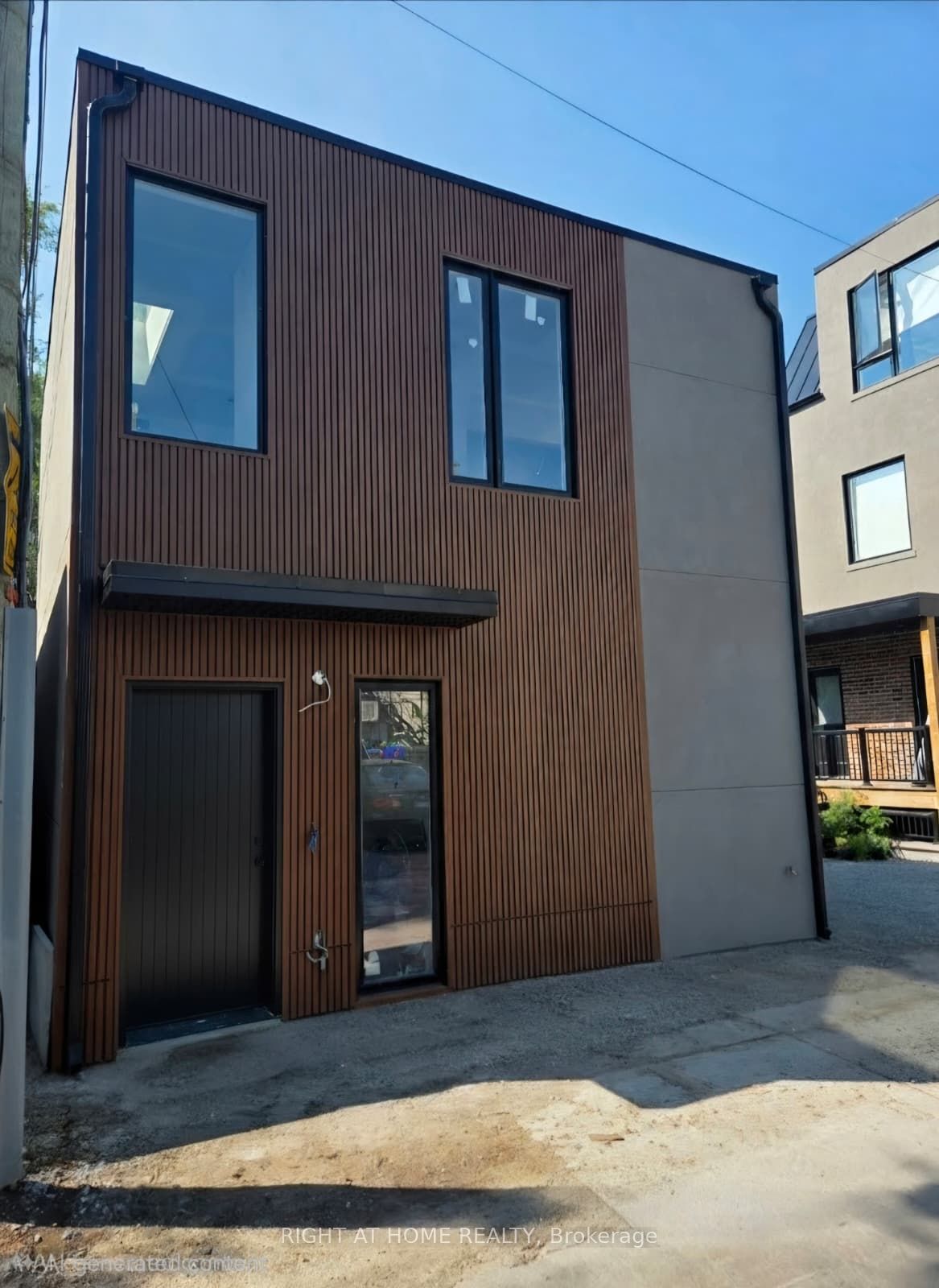 55 Camberwell Road LS, Toronto, ON M6C 3E7 photo 2