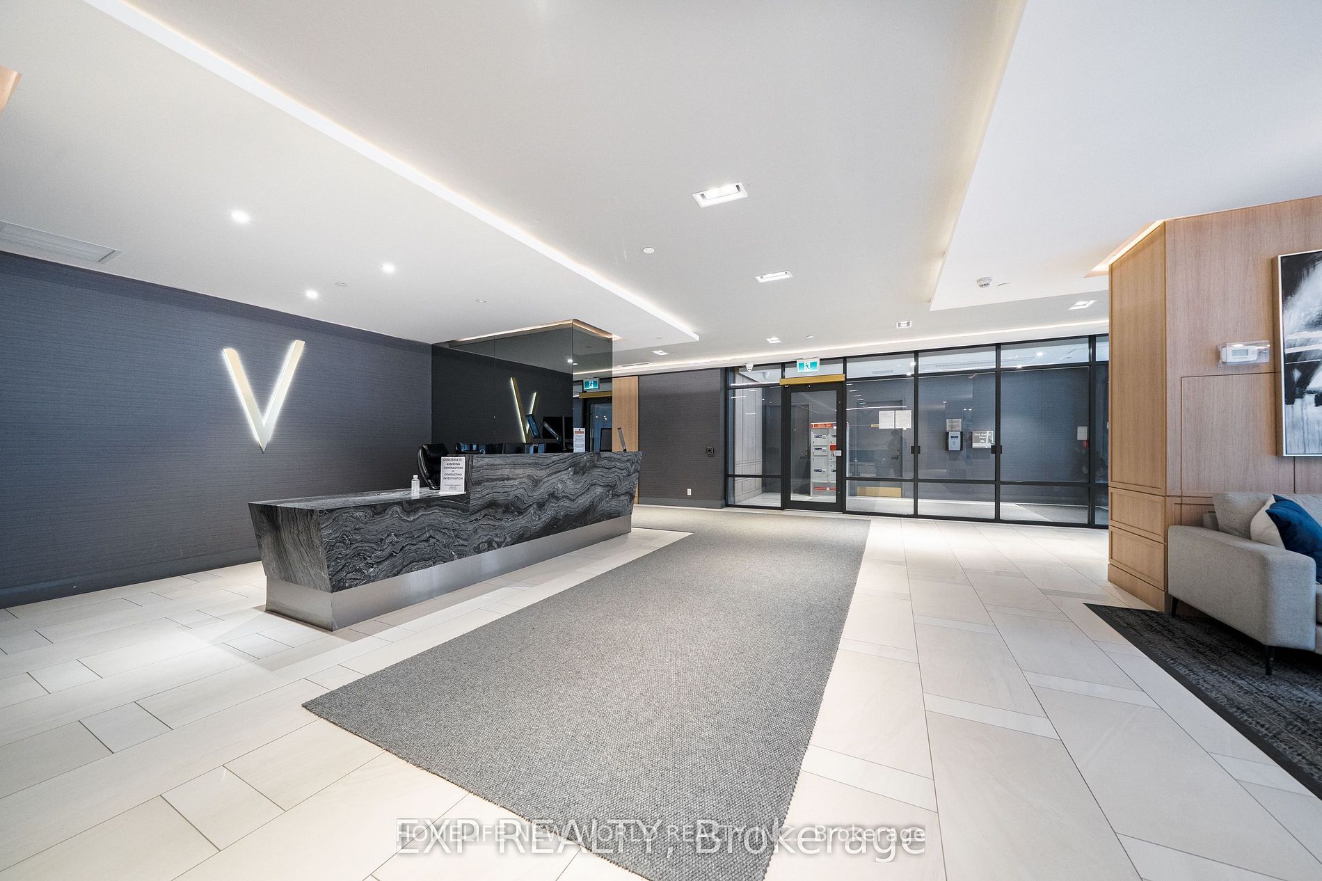 621 Sheppard Avenue E 711, Toronto, ON M2K 1B5 photo 3
