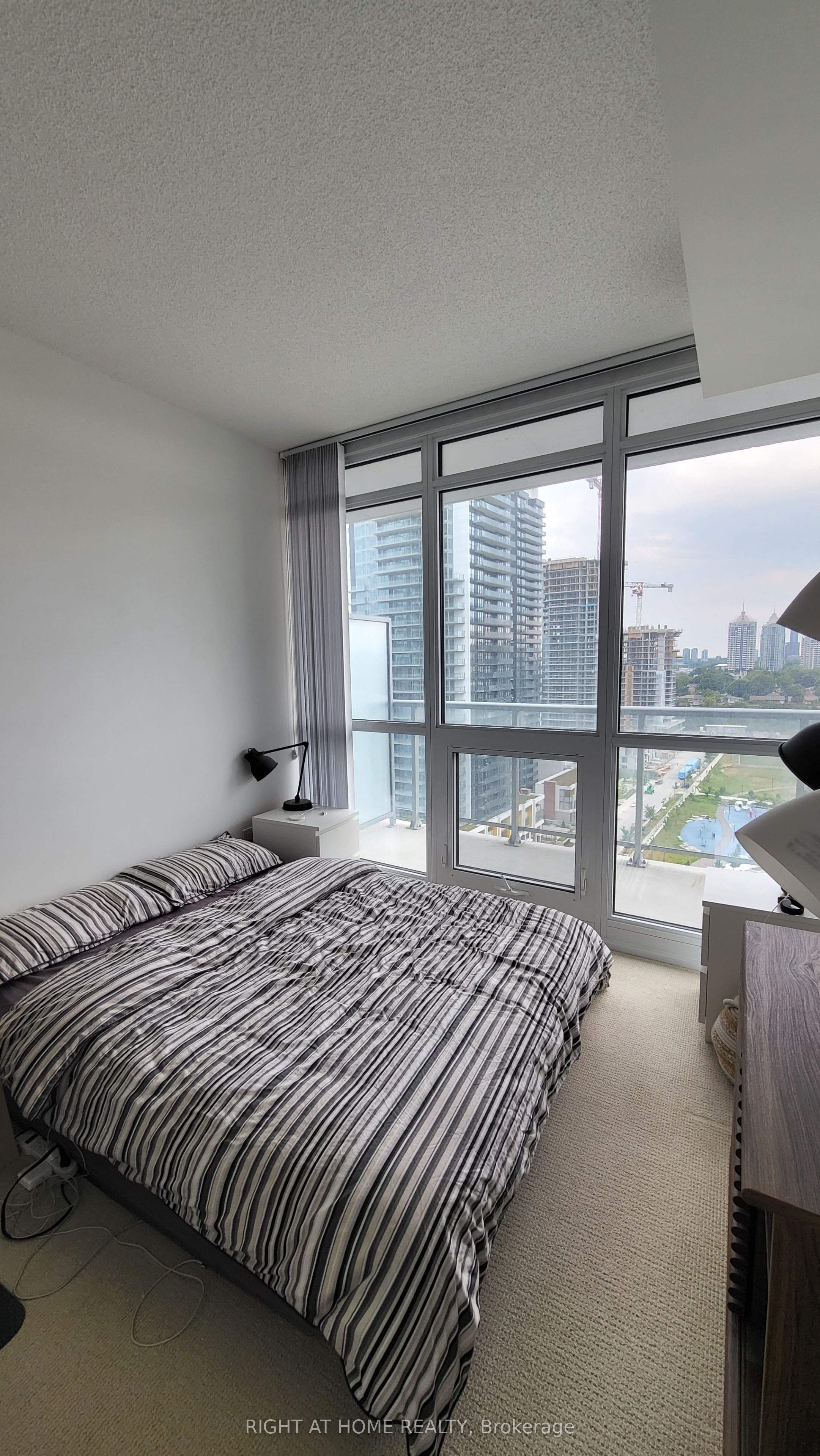 121 MCMAHON Drive 2211, Toronto, ON M2K 0C1 photo 5
