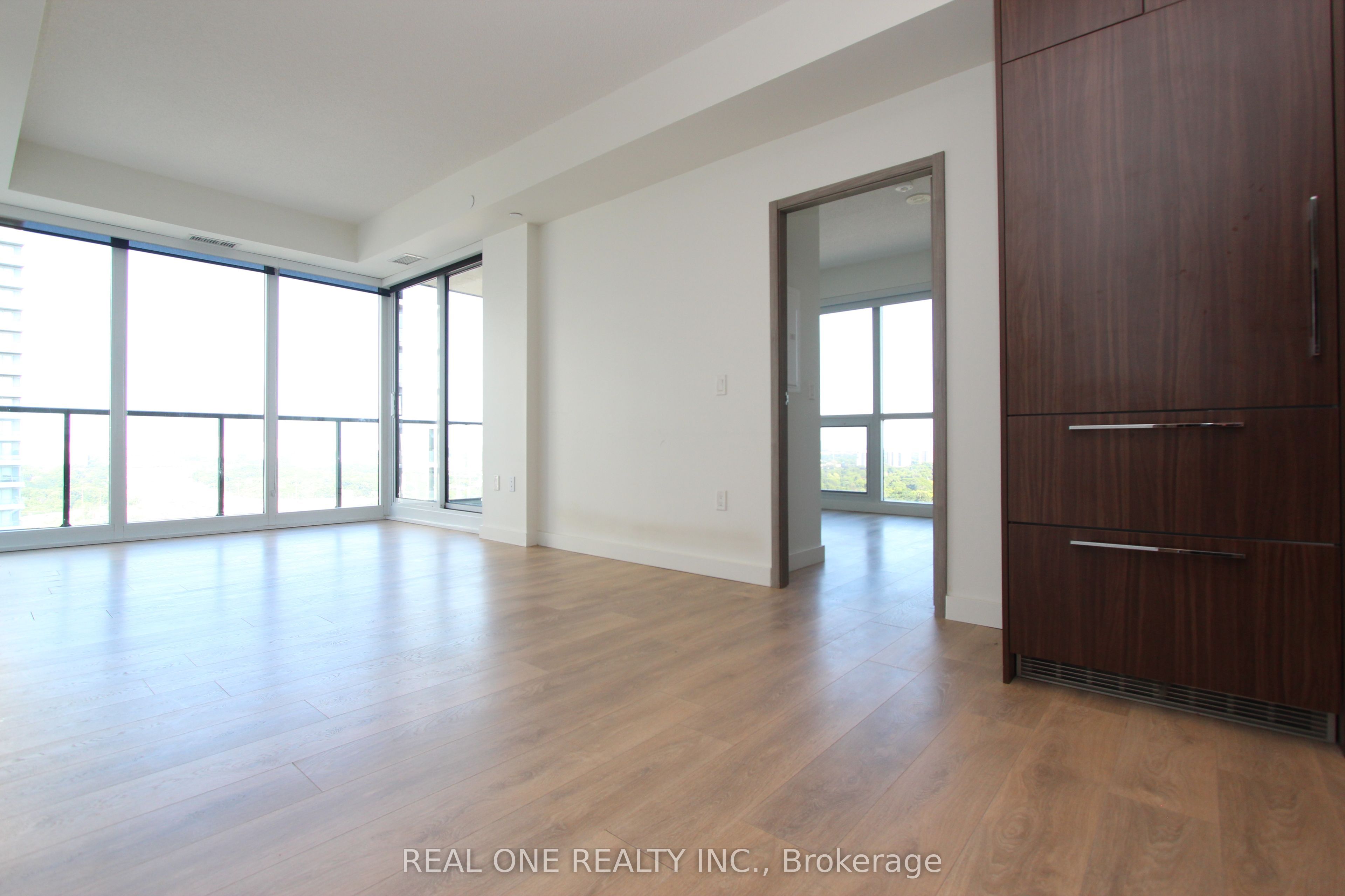 85 McMahon Drive 2202, Toronto, ON M2K 0H1