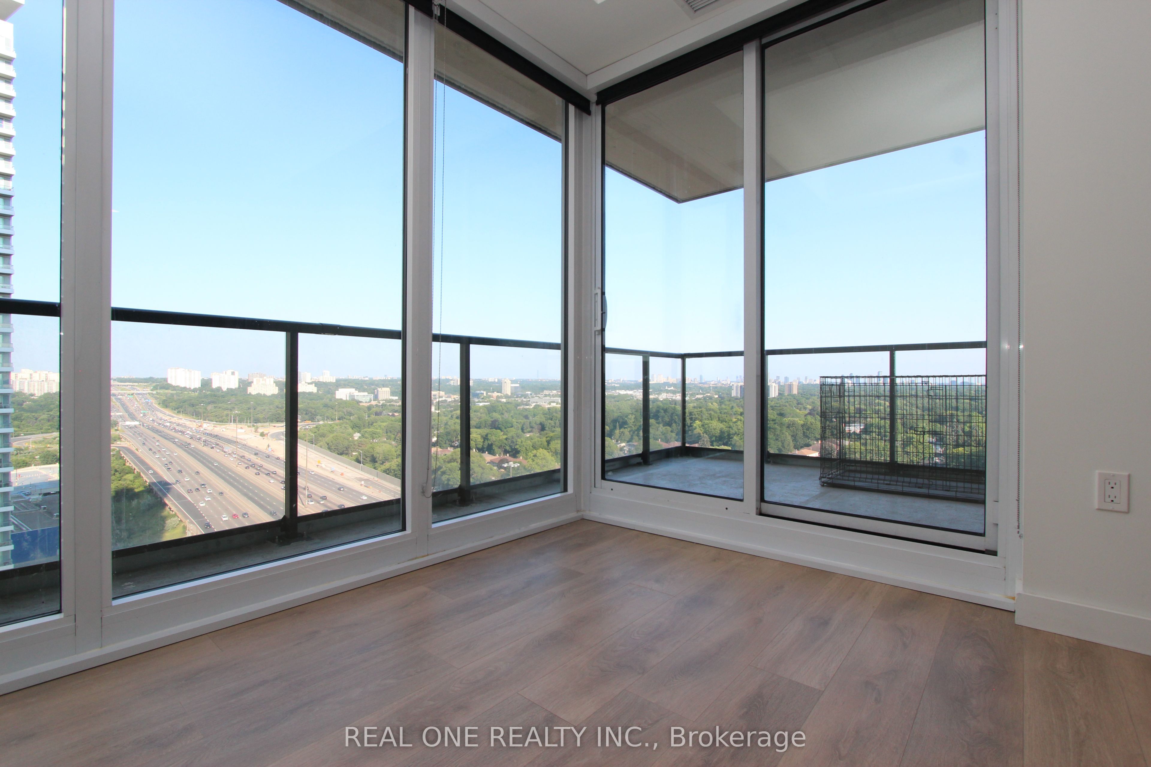 85 McMahon Drive 2202, Toronto, ON M2K 0H1 photo 2