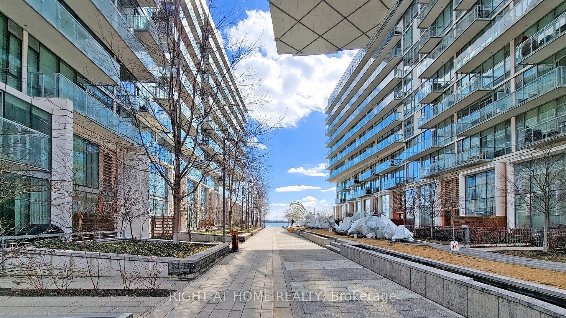 39 Queens Quay E 920, Toronto, ON M5E 0A5 photo 2