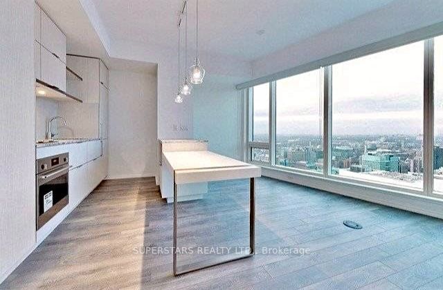 197 Yonge Street 5413, Toronto, ON M5B 0C1 photo 5