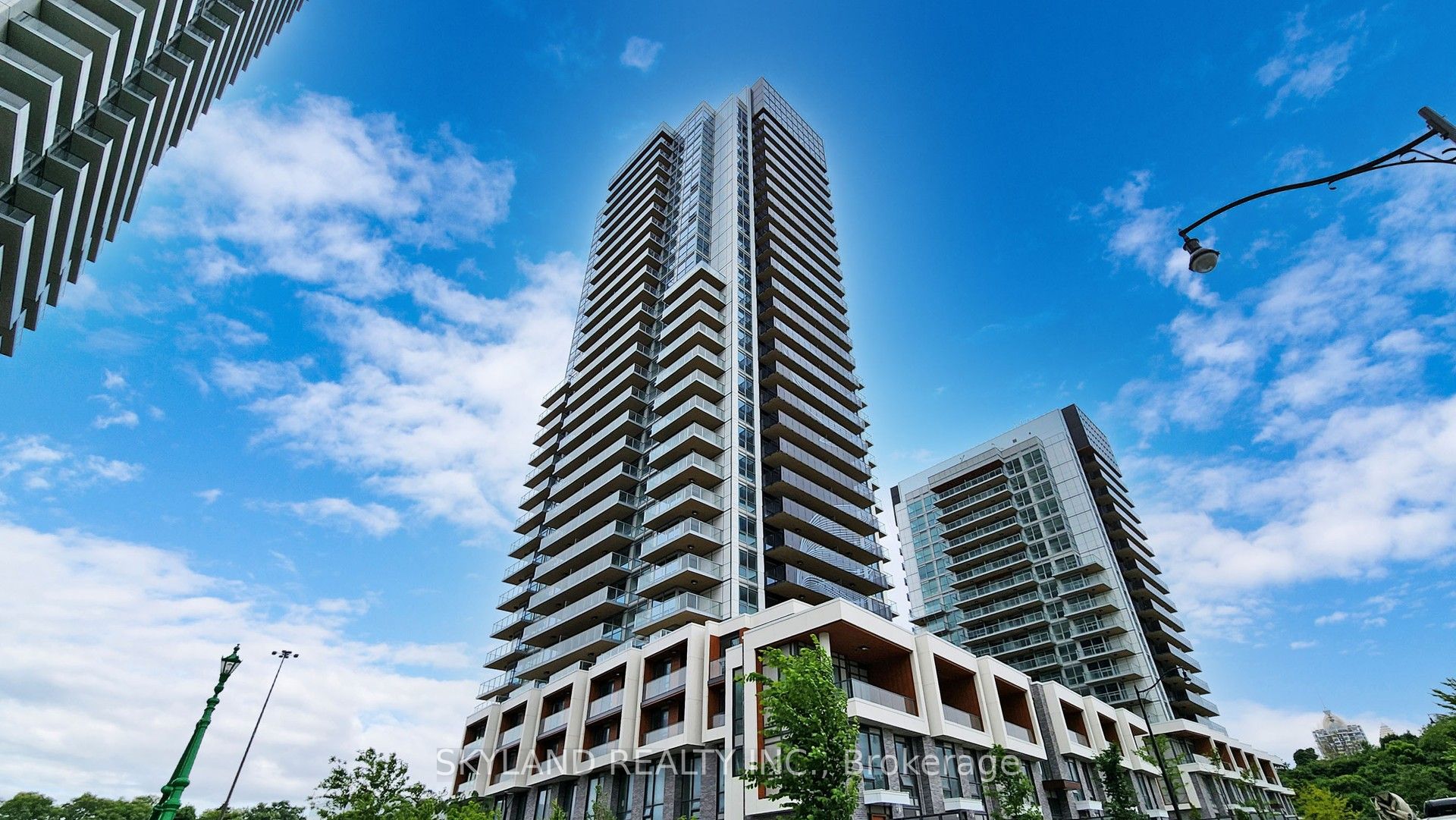 27 Mcmahon Street 608, Toronto, ON M2K 0J2 photo 2