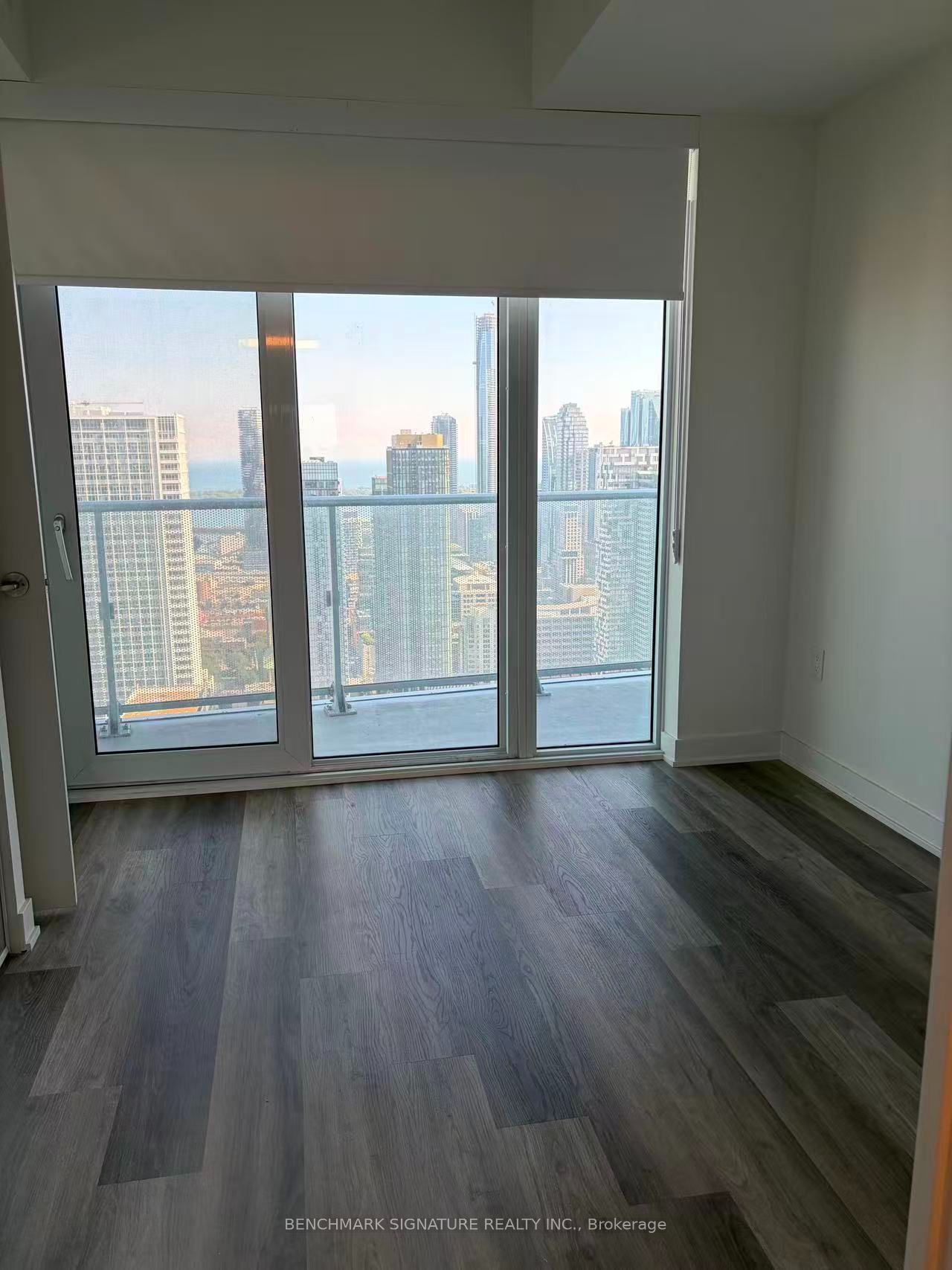 100 Dalhousie Street 5007, Toronto, ON M5B 0C7 photo 5