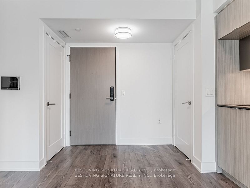 585 Bloor Street E 1521, Toronto, ON M4W 0B3 photo 4