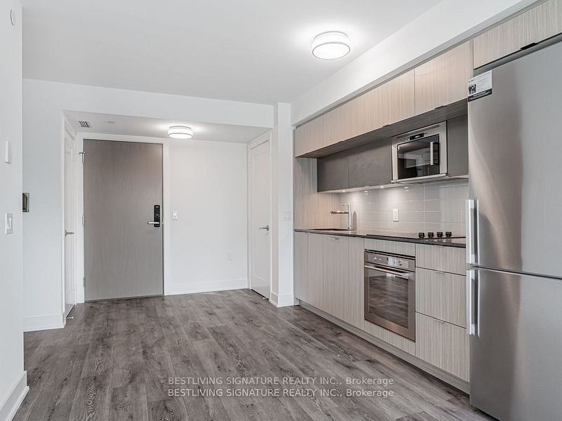 585 Bloor Street E 1521, Toronto, ON M4W 0B3 photo 5