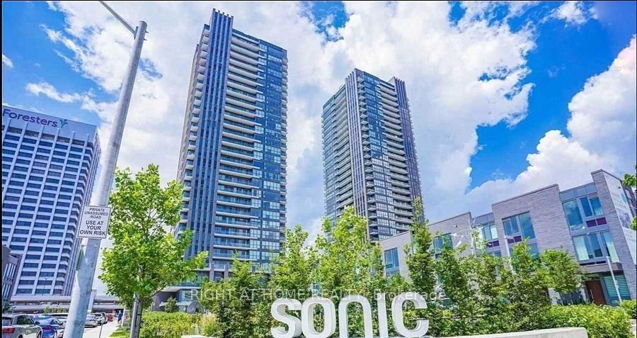6 Sonic Way 703, Toronto, ON M3C 0P2