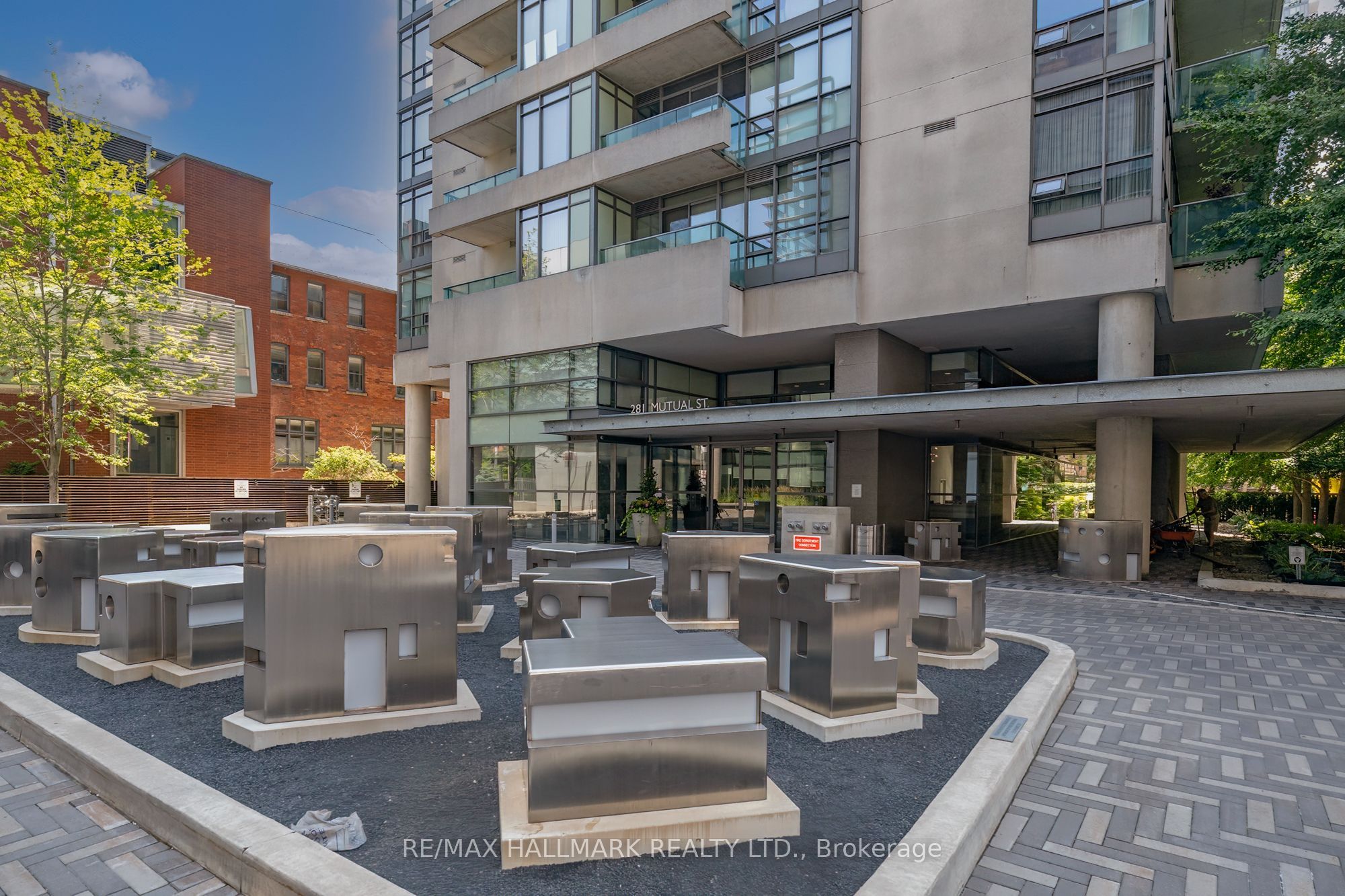 281 Mutual Street 1506, Toronto, ON M4Y 3C4 photo 2