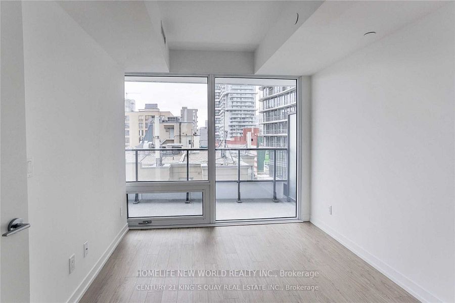 85 Wood Street 1216, Toronto, ON M4Y 0E8 photo 5