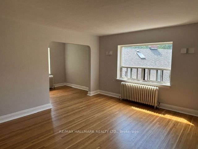 111 Oriole Parkway 306, Toronto, ON M5P 2G9 photo 4