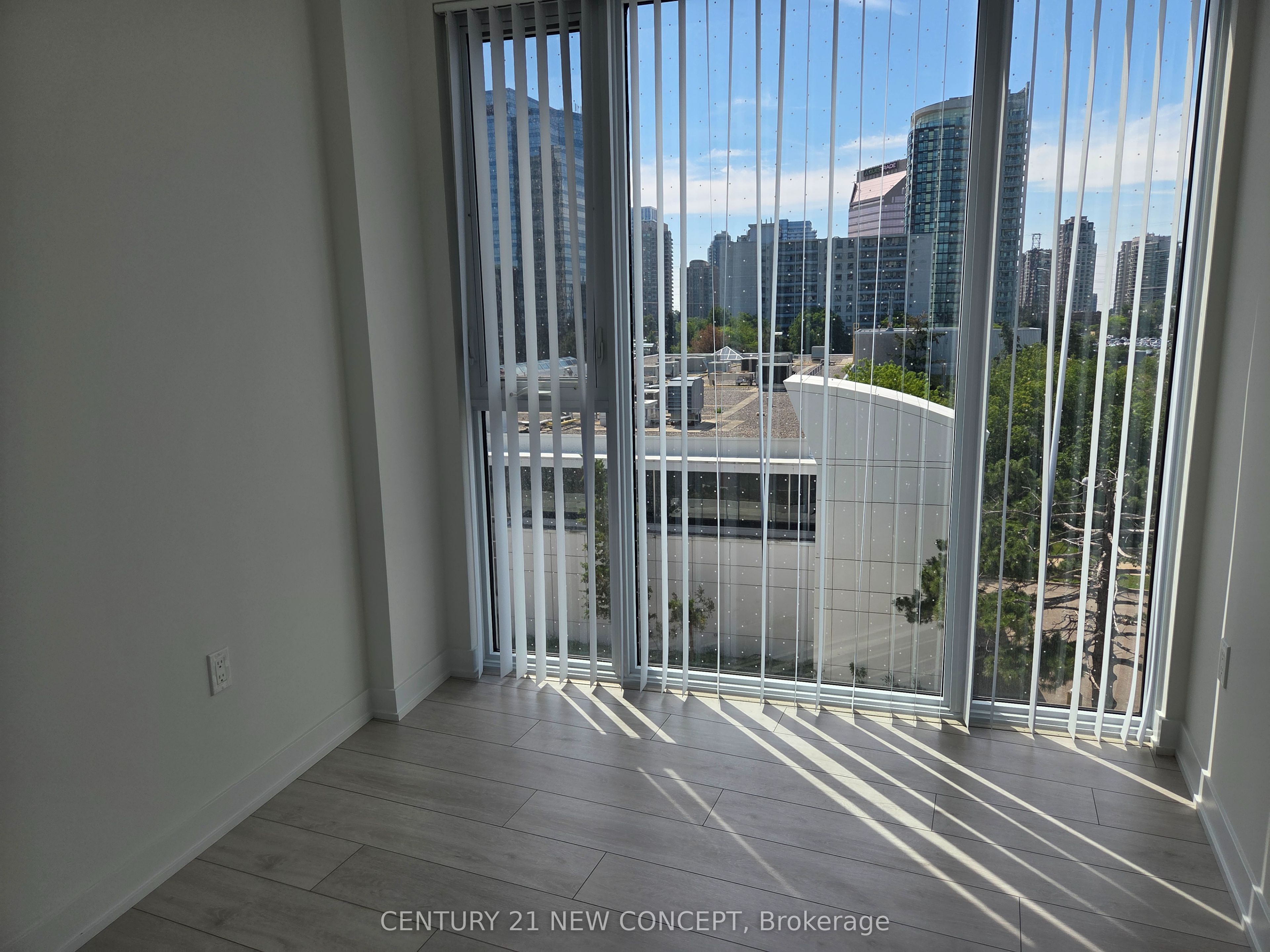 5858 Yonge Street 323, Toronto, ON M2M 0C6 photo 5