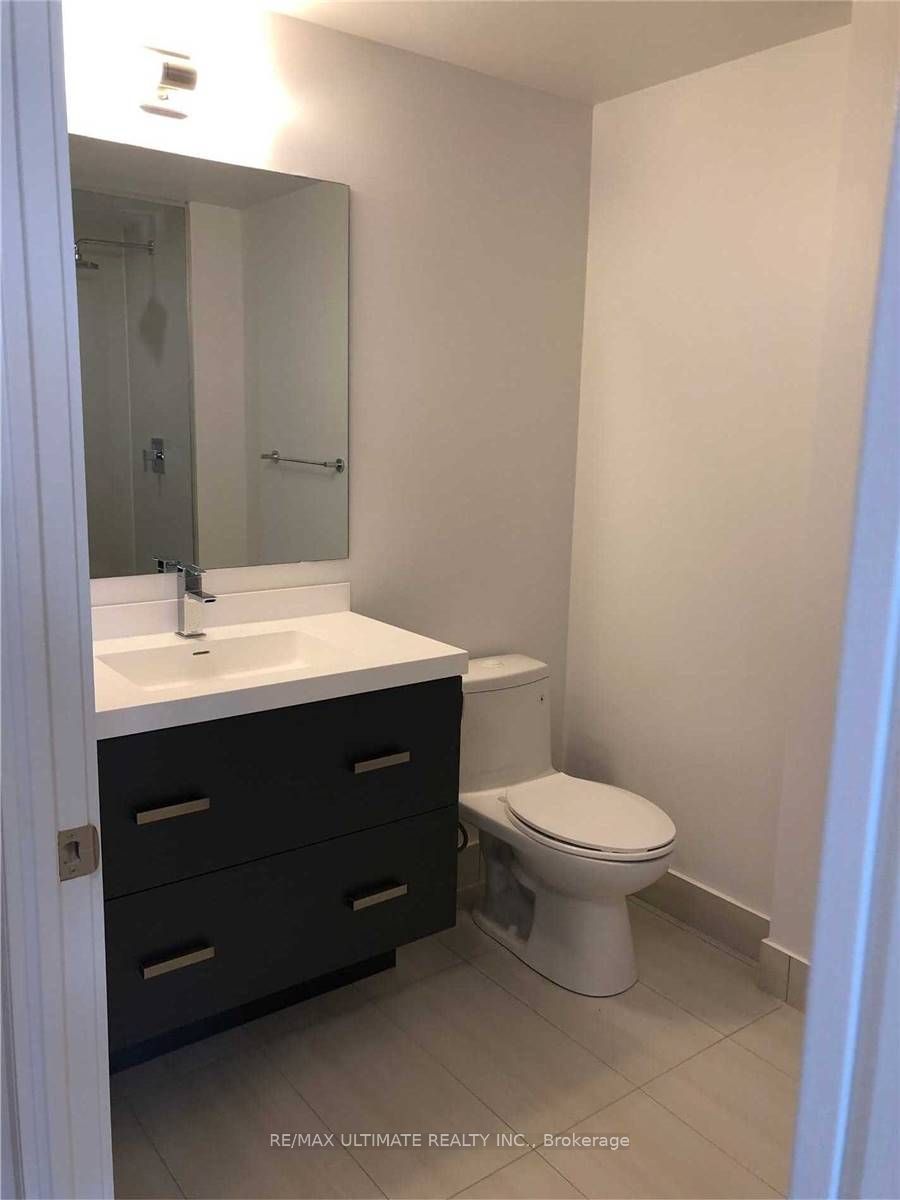 50 Wellesley Street E 1506, Toronto, ON M4Y 1G2 photo 5