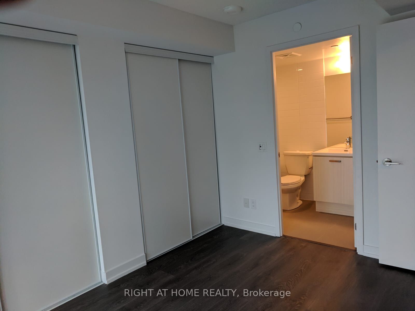 125 Redpath Avenue 609, Toronto, ON M4S 0B5 photo 4