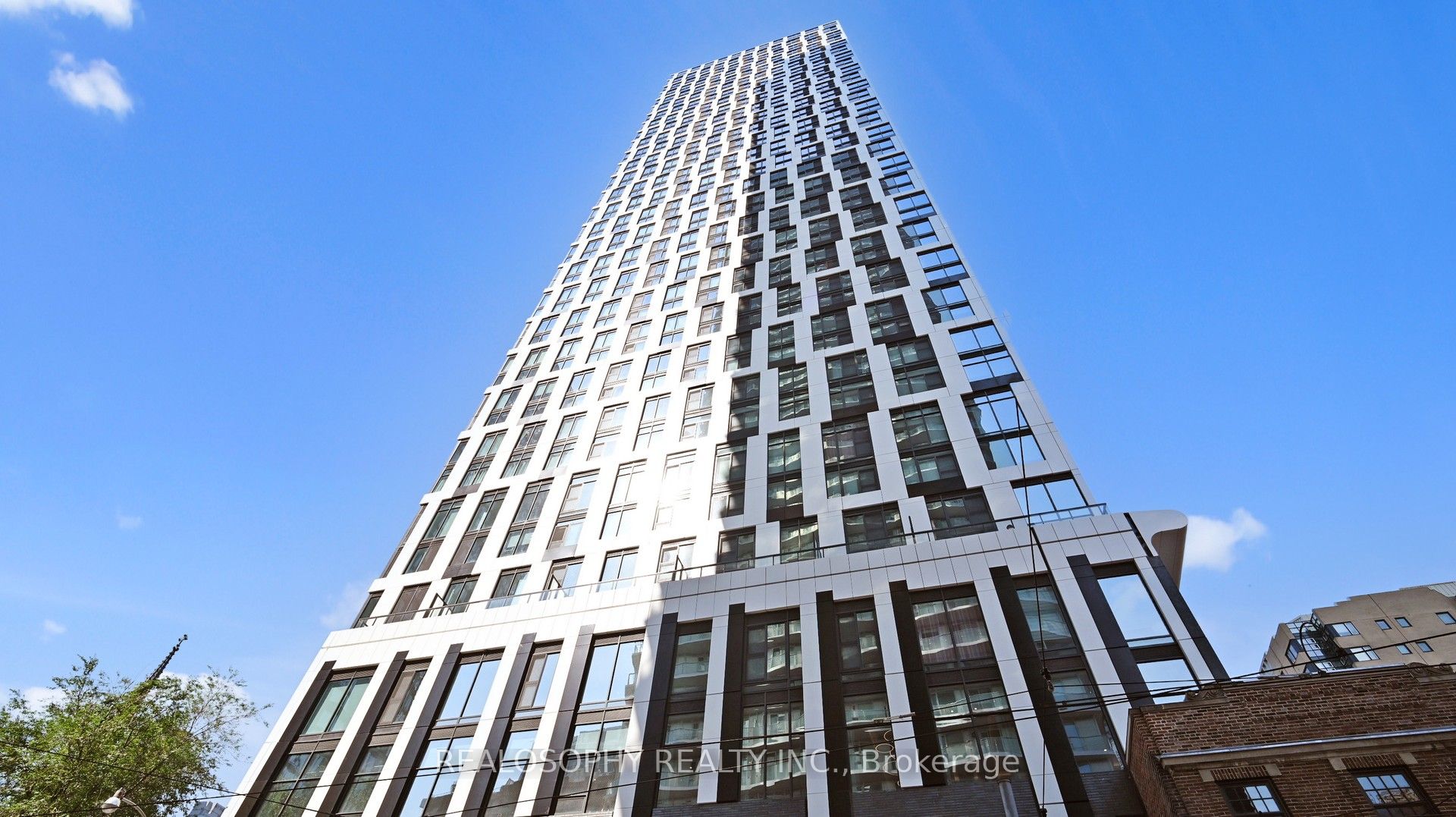 252 Church Street 5207, Toronto, ON M5B 0E6