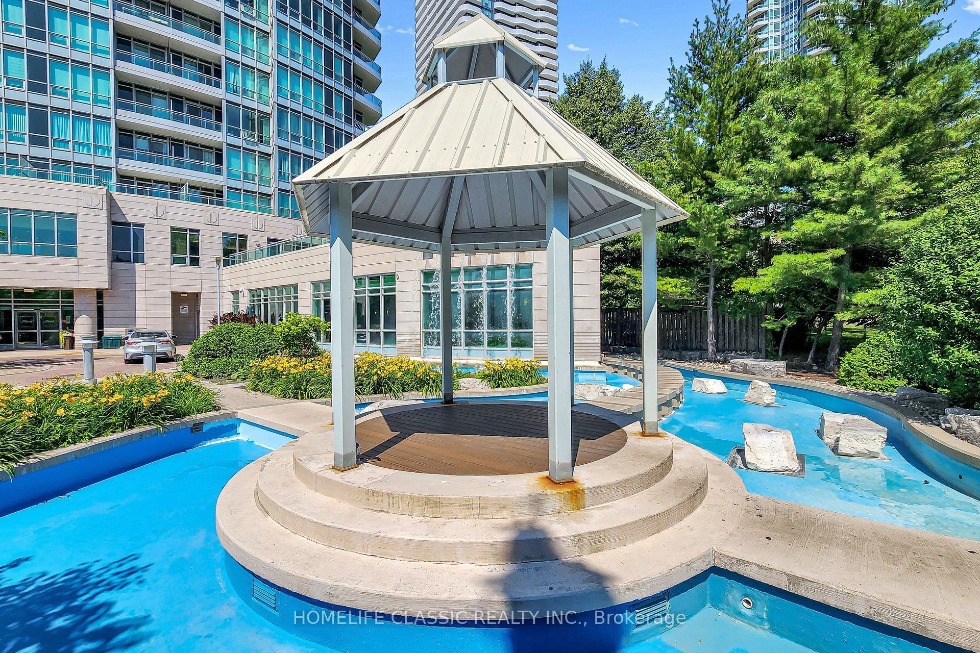 60 Byng Avenue 303, Toronto, ON M2N 7K3 photo 4