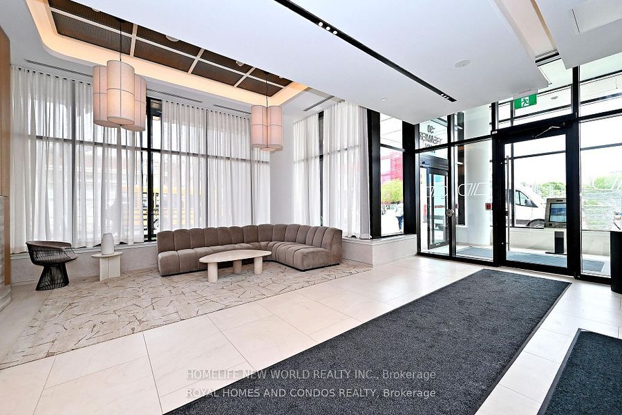 10 Oak Street 1609, Toronto, ON M5A 0Z1